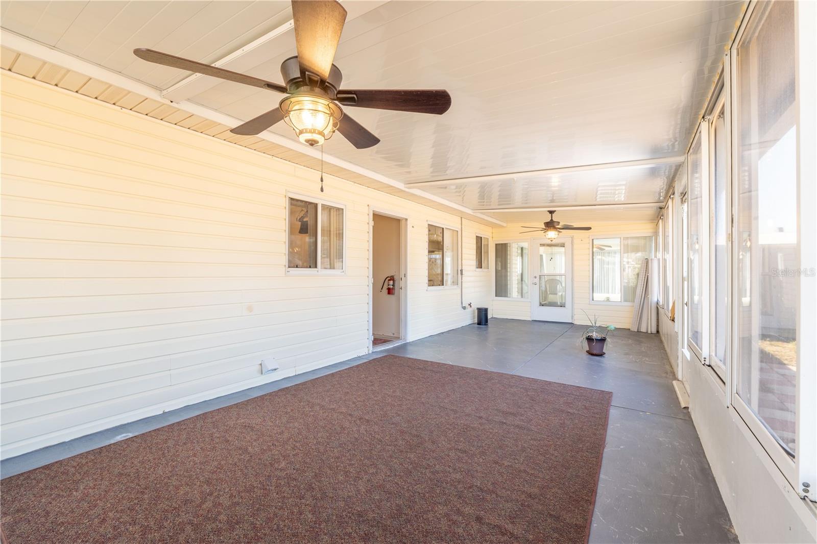 Image 27 of 37 For 10744 62nd Terrace