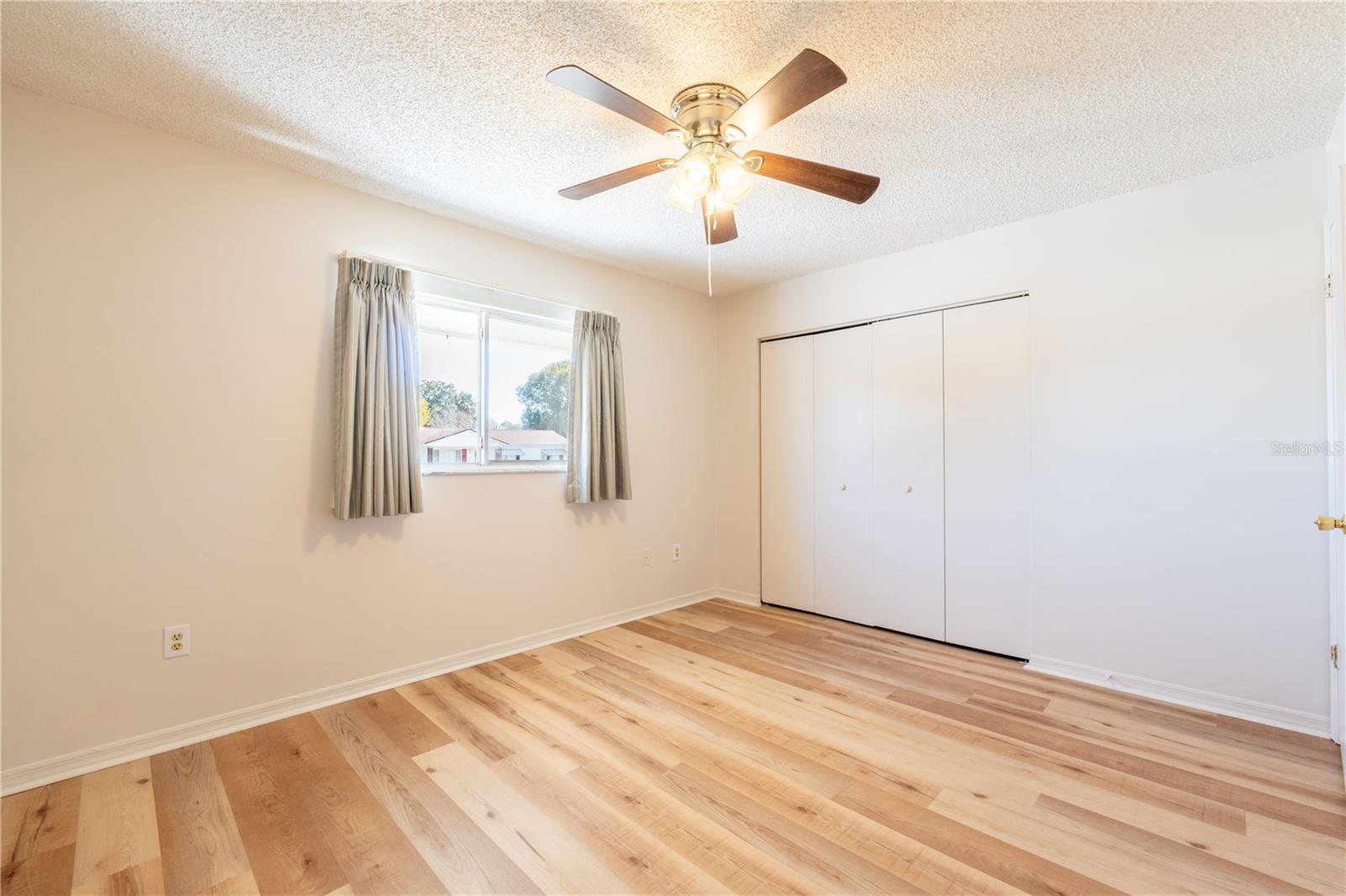 Image 9 of 37 For 10744 62nd Terrace