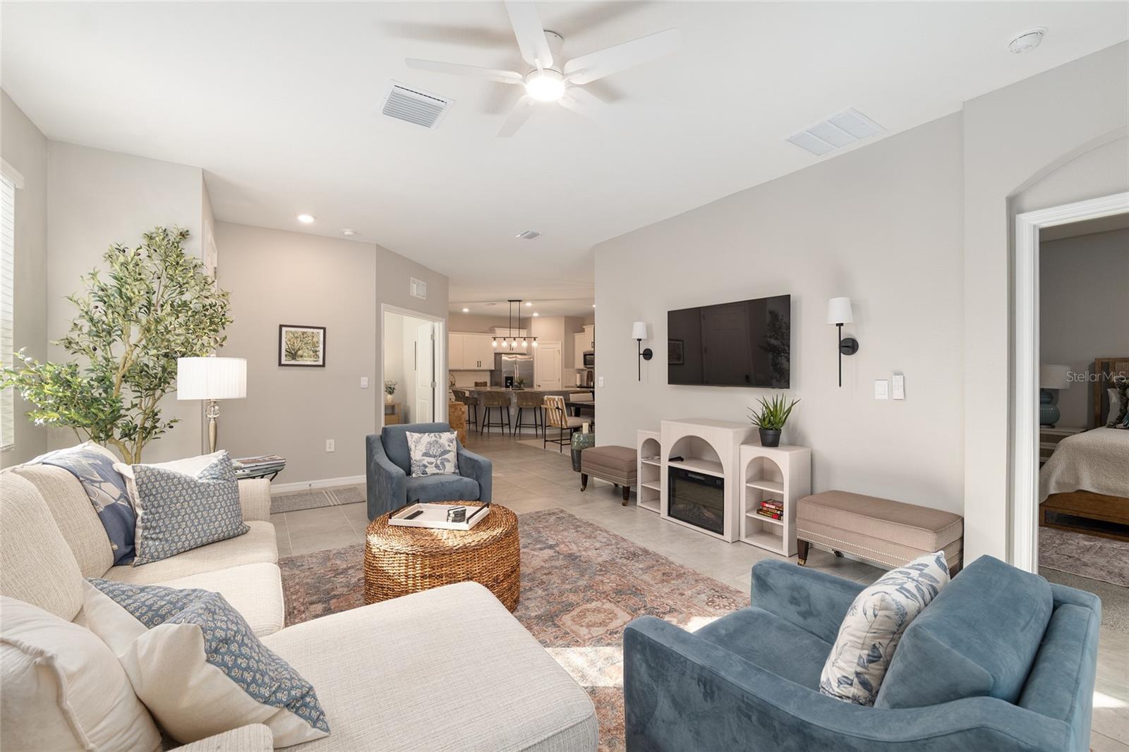 Image 15 of 83 For 5293 48th Place