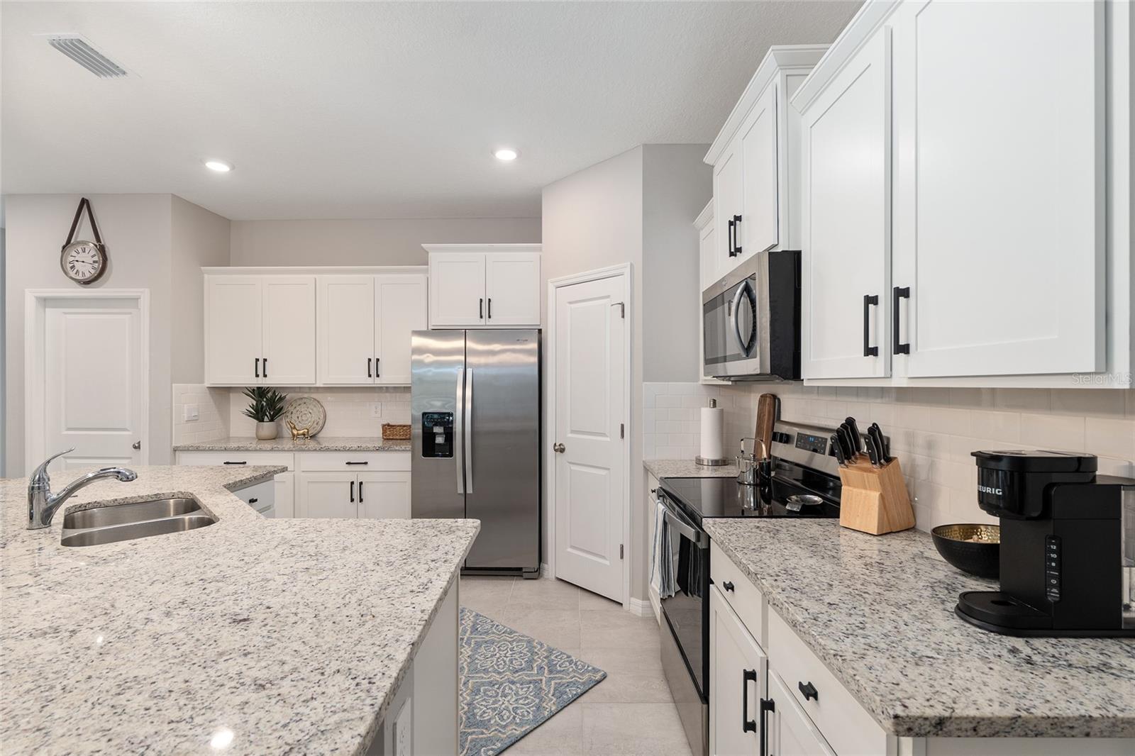 Image 20 of 83 For 5293 48th Place