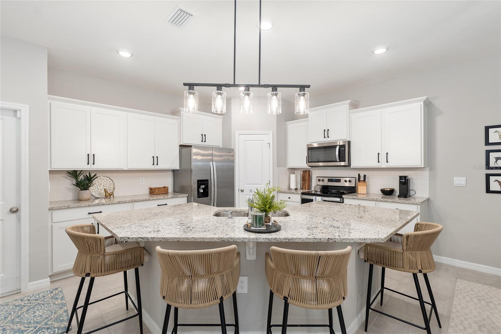 Image 21 of 83 For 5293 48th Place