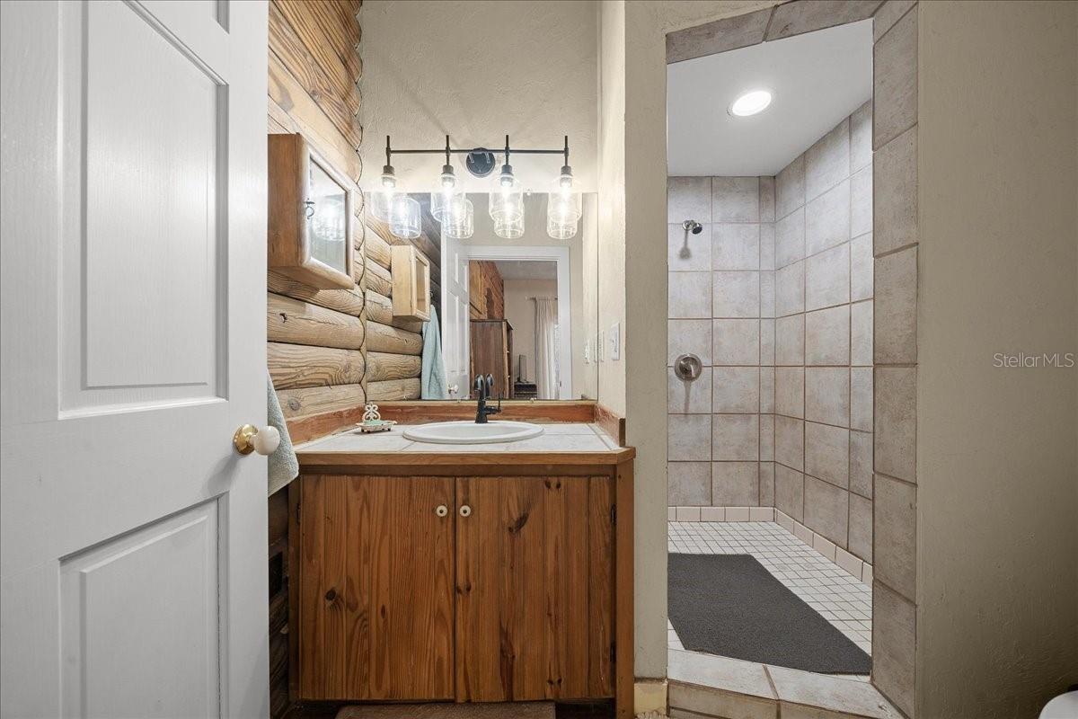 Image 35 of 88 For 5824 185th Avenue