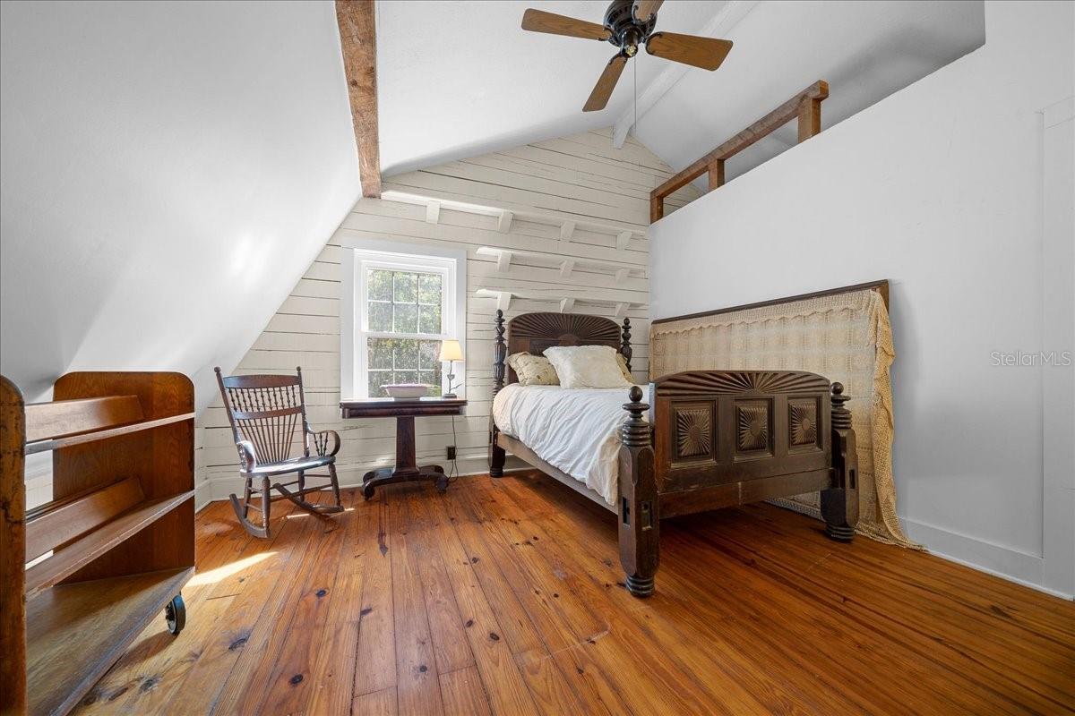 Image 37 of 88 For 5824 185th Avenue