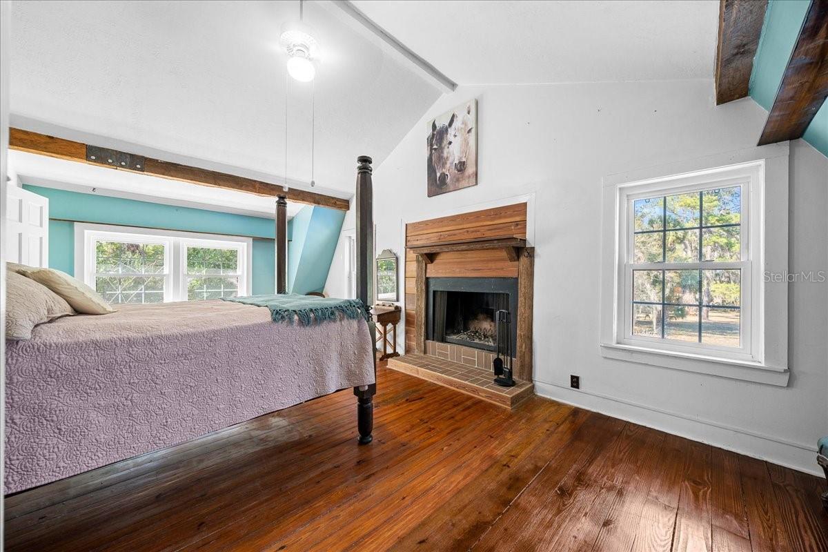 Image 40 of 88 For 5824 185th Avenue