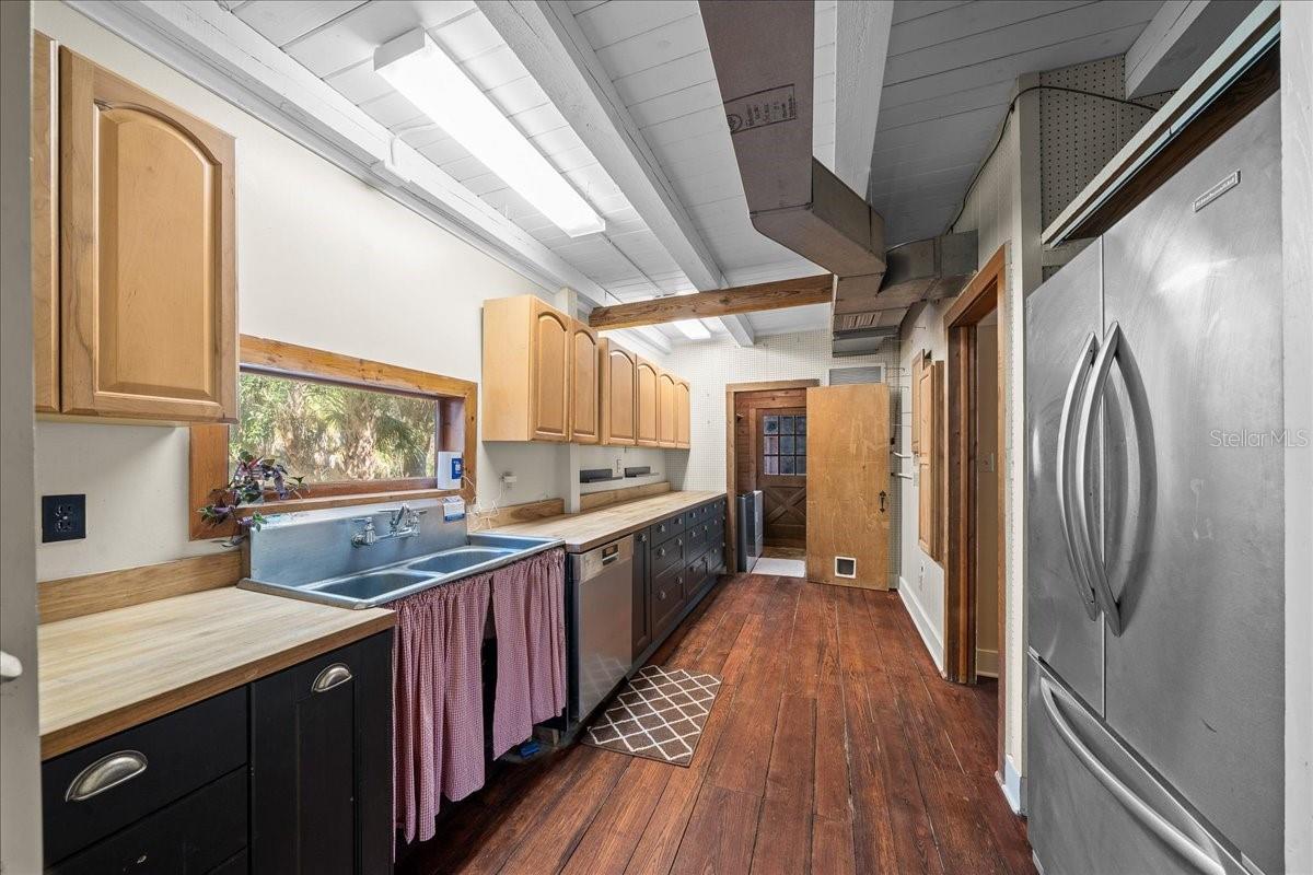 Image 47 of 88 For 5824 185th Avenue