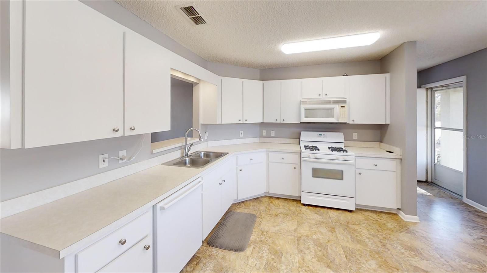 Image 6 of 31 For 9771 97th Lane