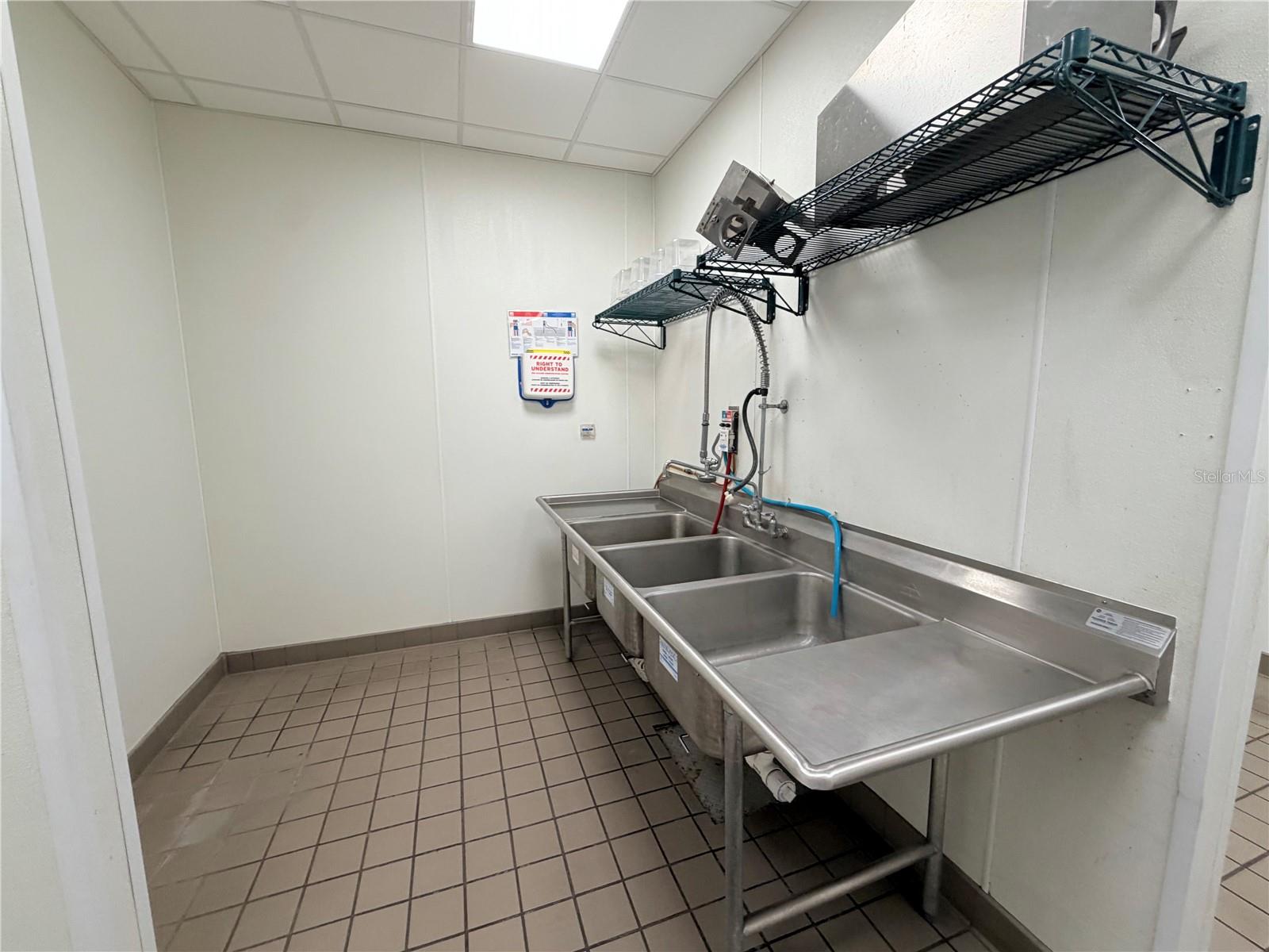 Image 5 of 6 For 6011 Abshier Boulevard