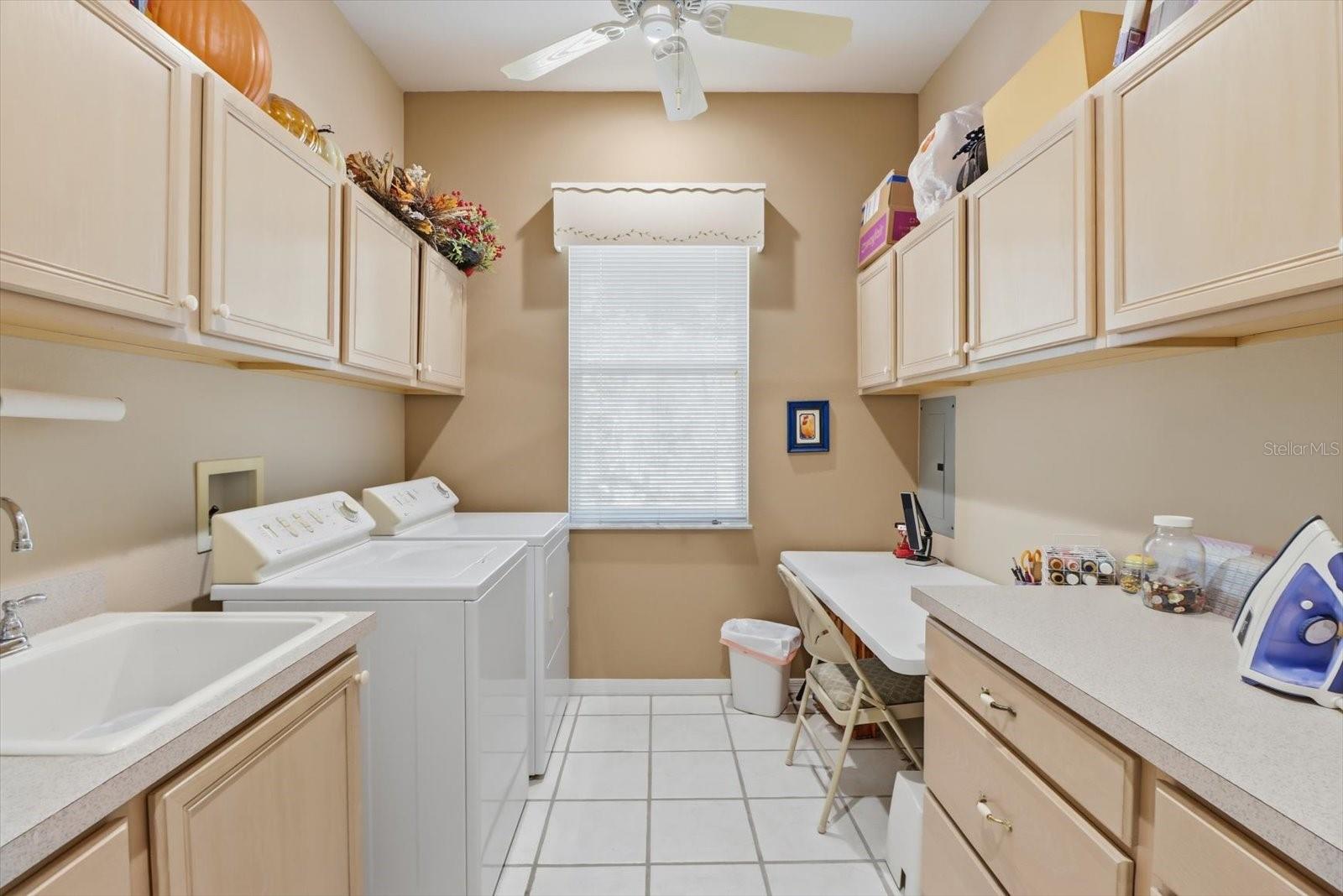 Image 34 of 47 For 16 Drypetes Court E