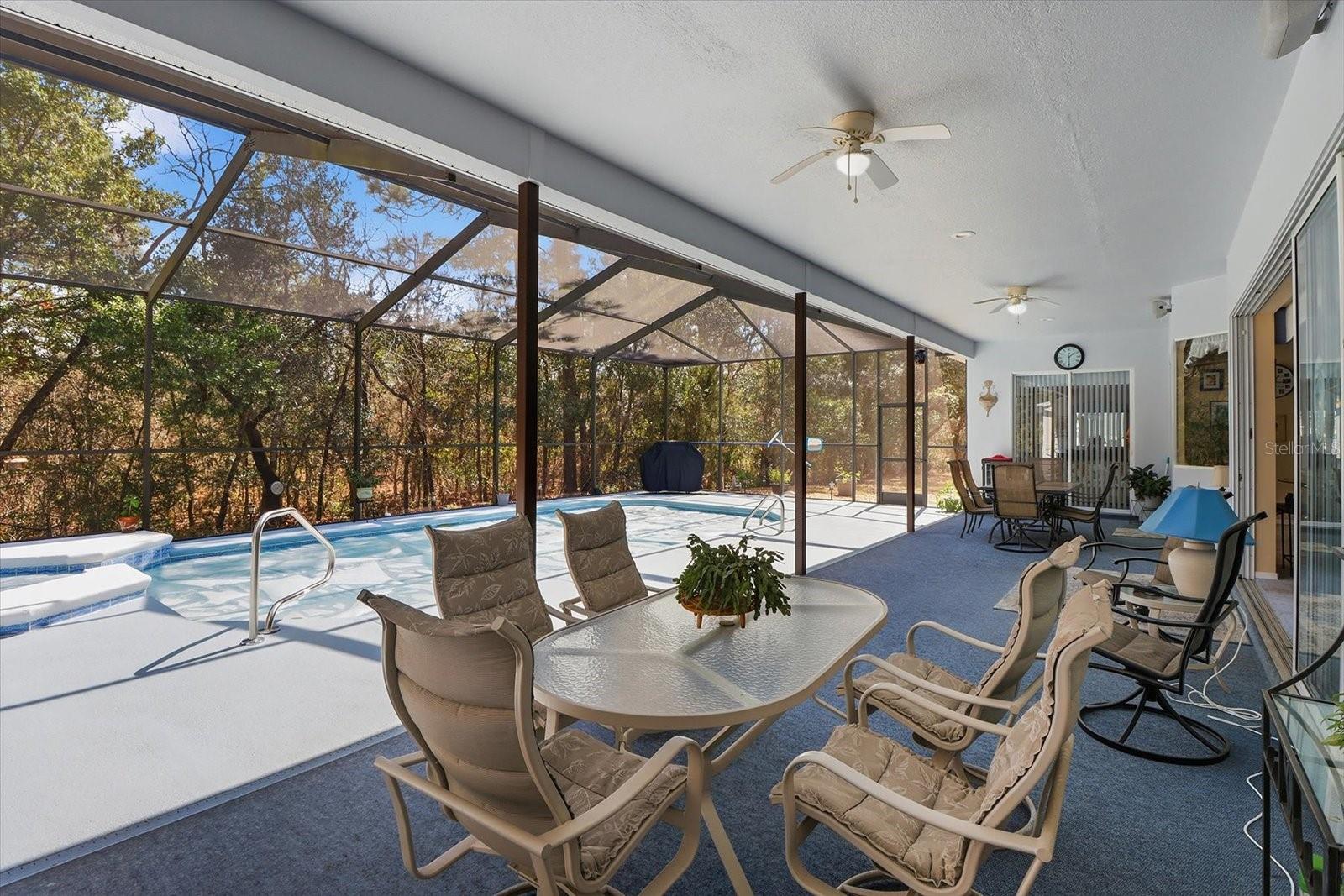 Image 37 of 47 For 16 Drypetes Court E