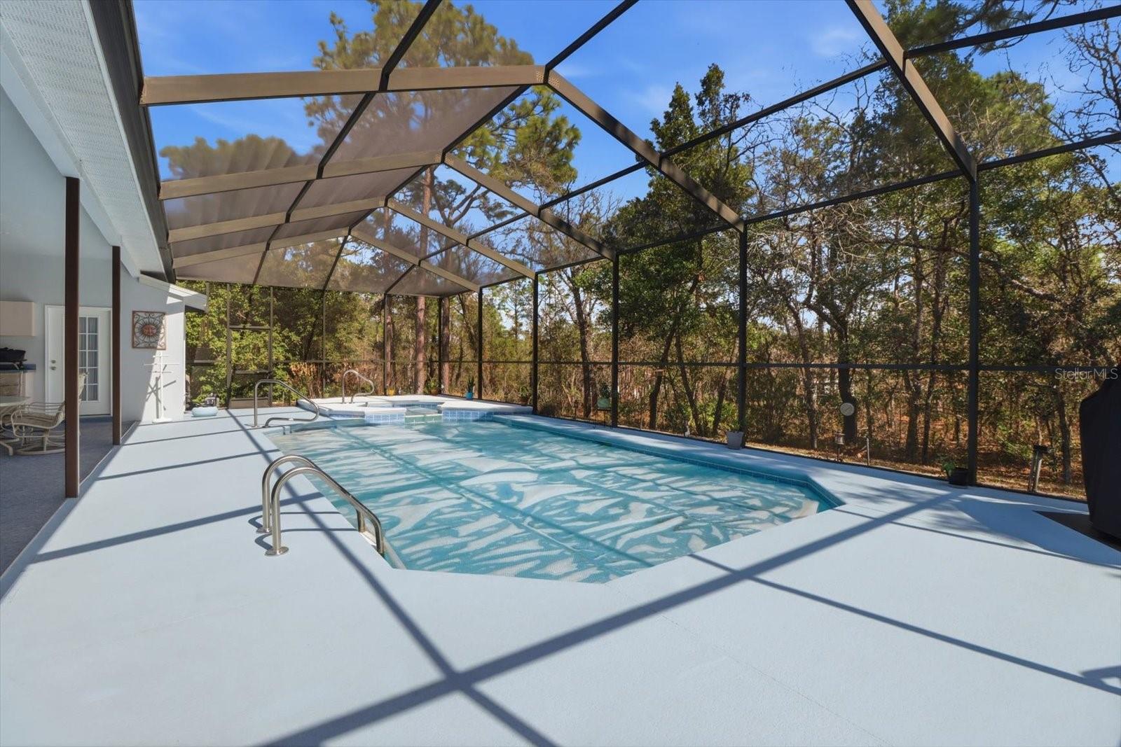 Image 38 of 47 For 16 Drypetes Court E