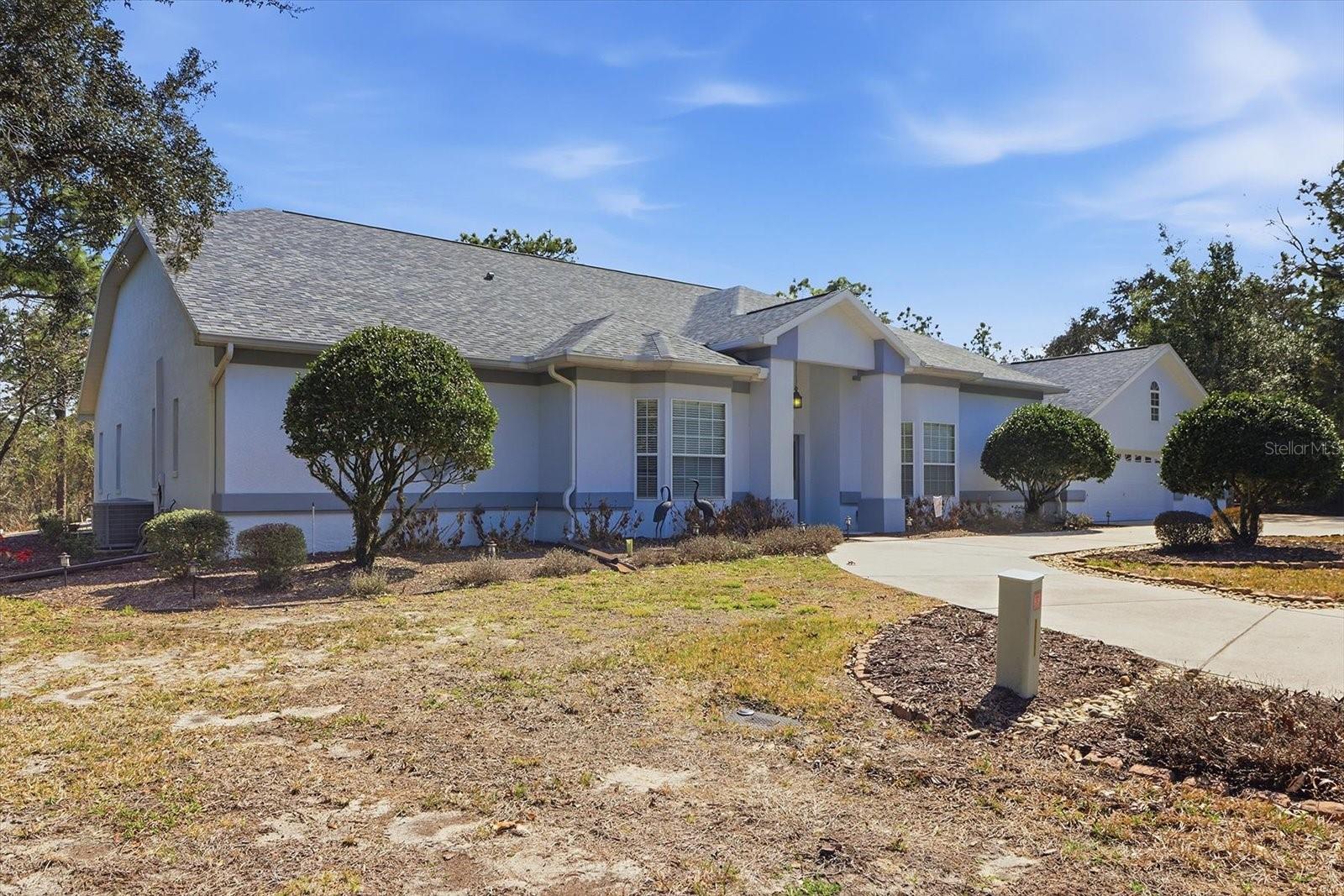 Image 42 of 47 For 16 Drypetes Court E