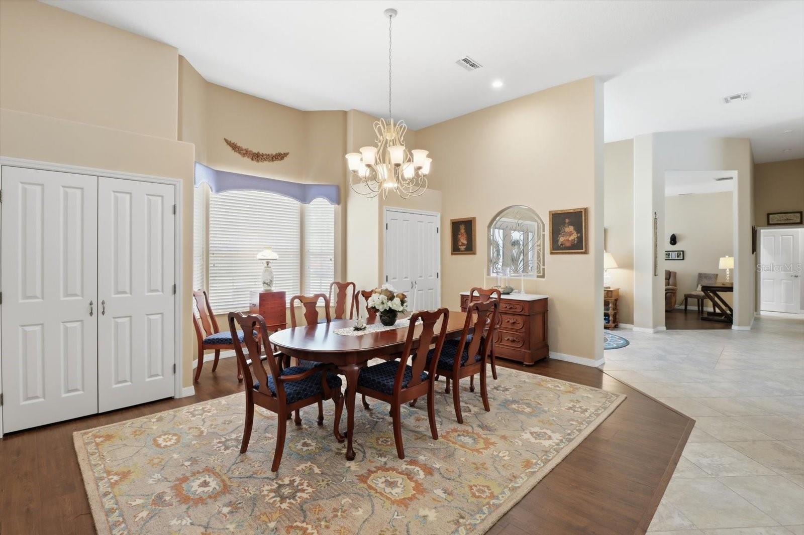 Image 5 of 47 For 16 Drypetes Court E