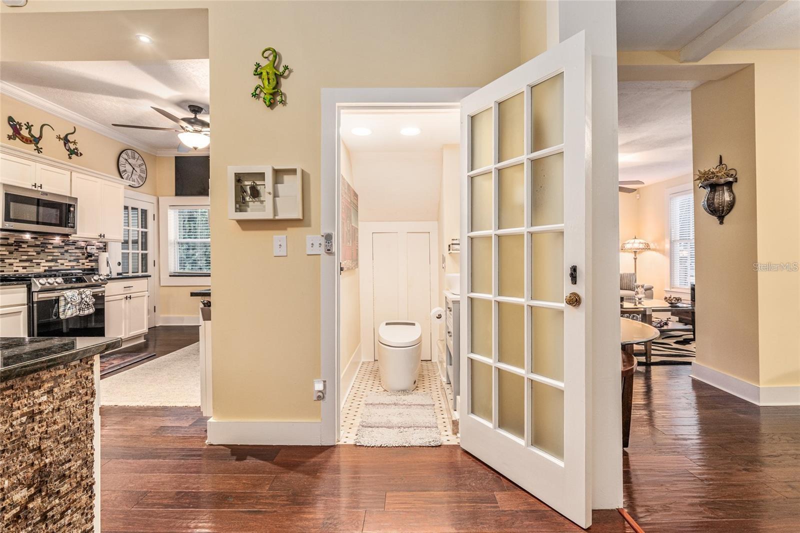 Image 43 of 87 For 44 9th Terrace