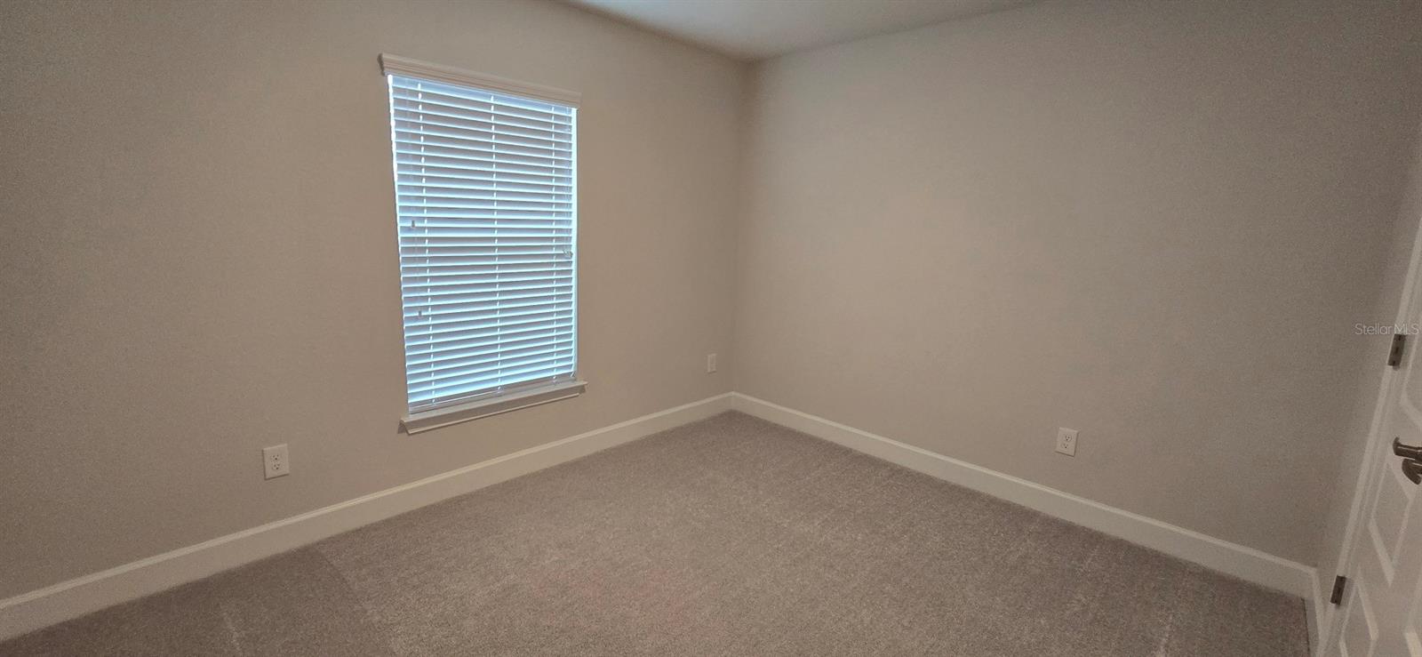 Image 14 of 23 For 10715 41st Avenue