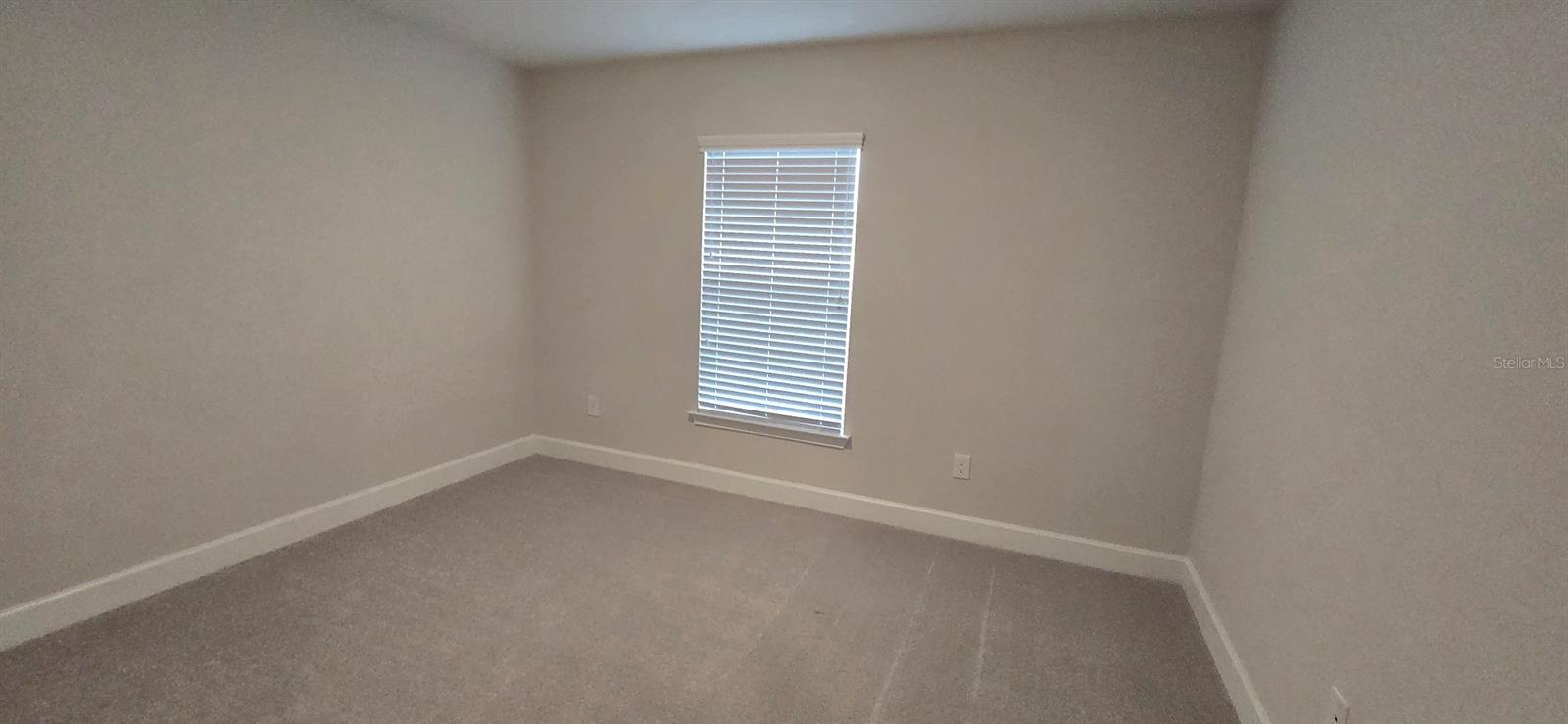 Image 17 of 23 For 10715 41st Avenue