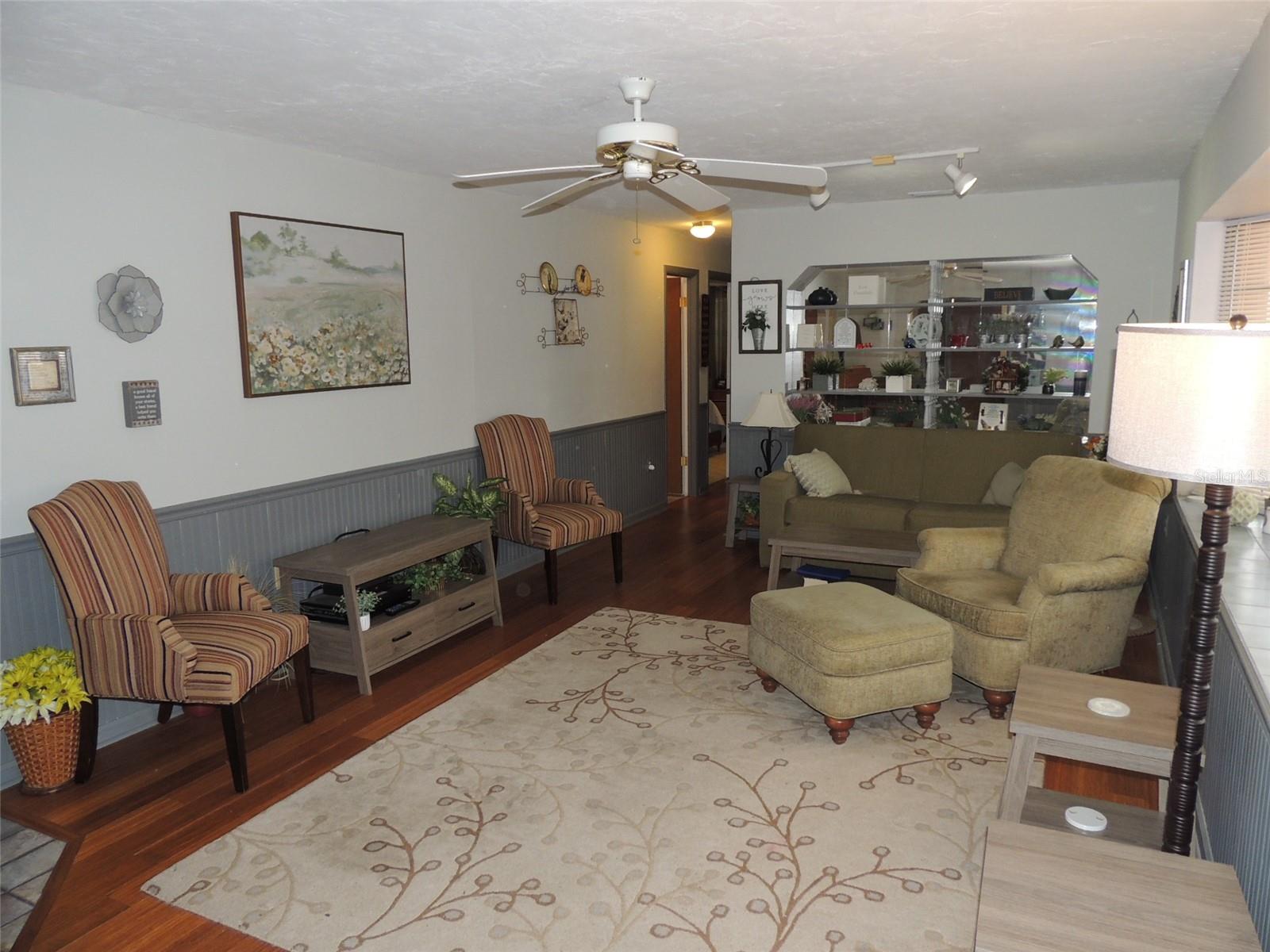 Image 8 of 37 For 312 2nd Avenue