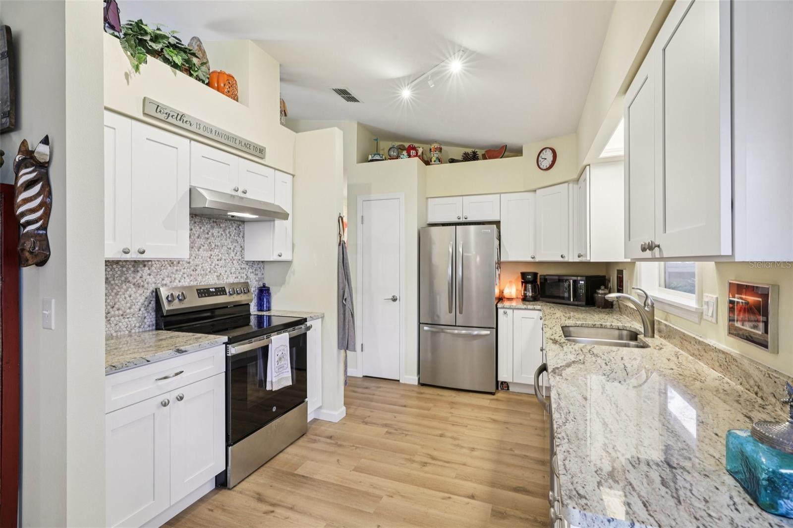 Image 15 of 67 For 1625 New Abbey Avenue