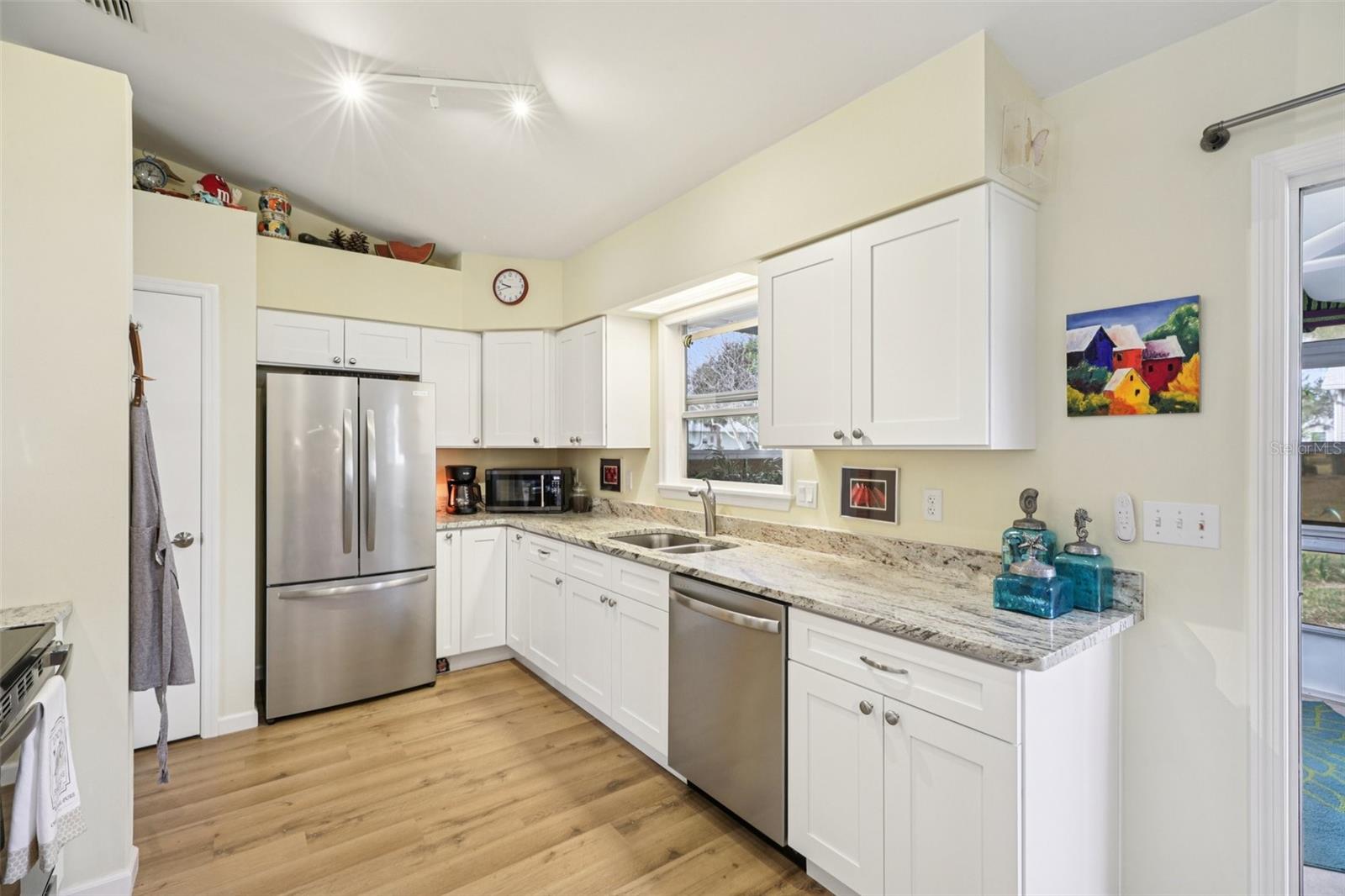 Image 16 of 67 For 1625 New Abbey Avenue