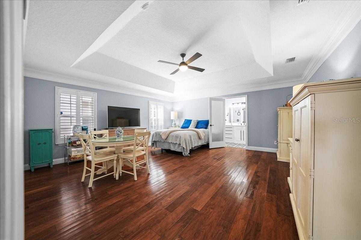 Image 25 of 67 For 2323 18th Circle