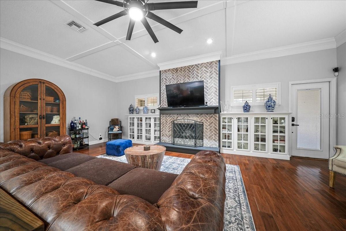 Image 45 of 67 For 2323 18th Circle