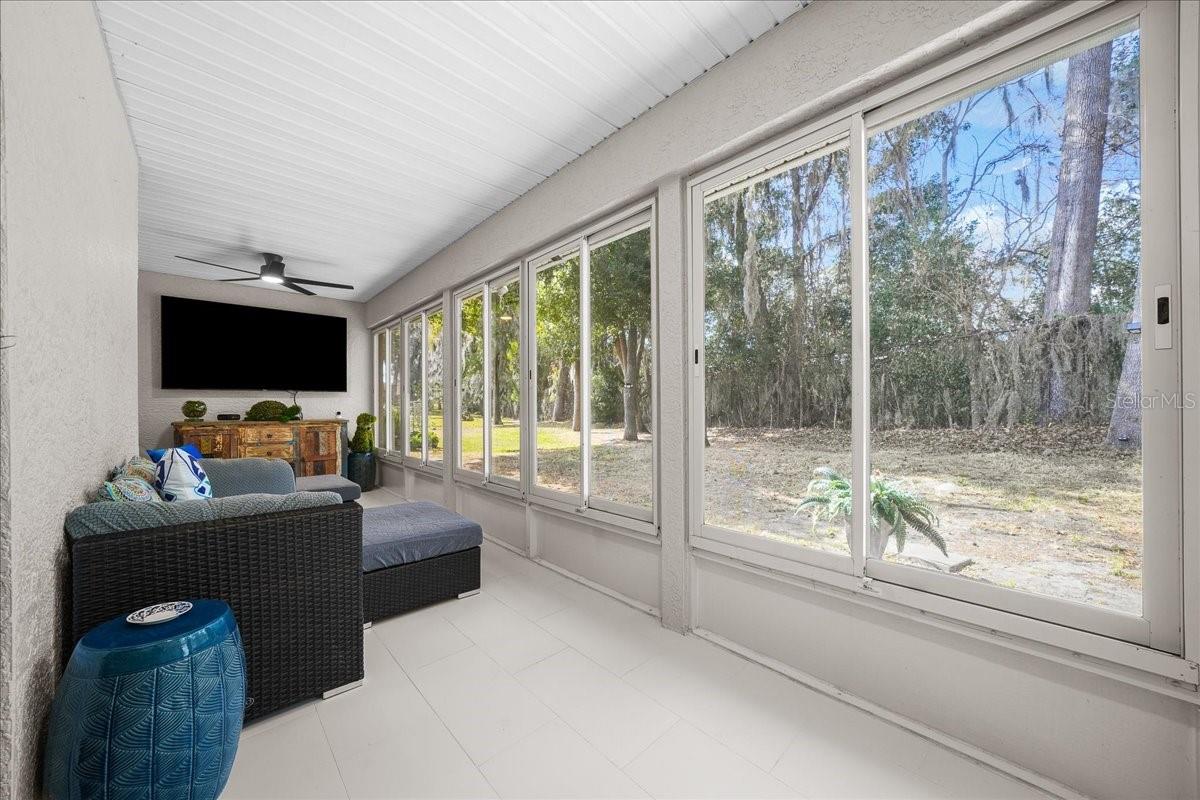 Image 61 of 67 For 2323 18th Circle