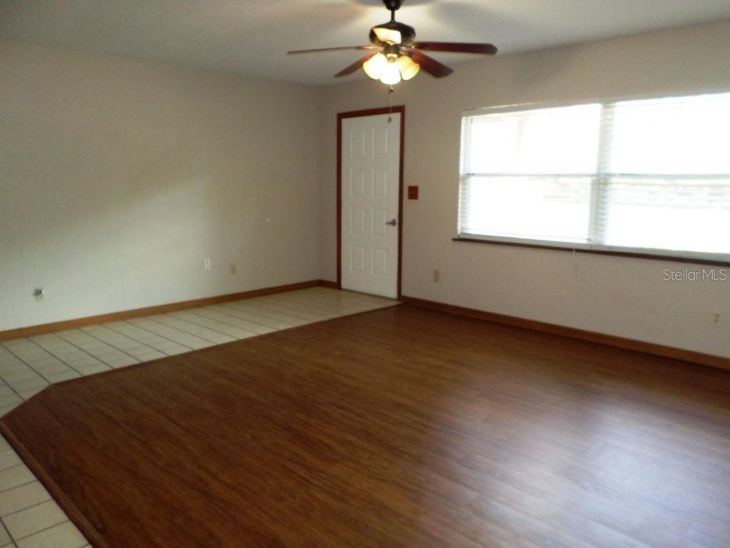 Image 3 of 33 For 11606 Kennesaw Road