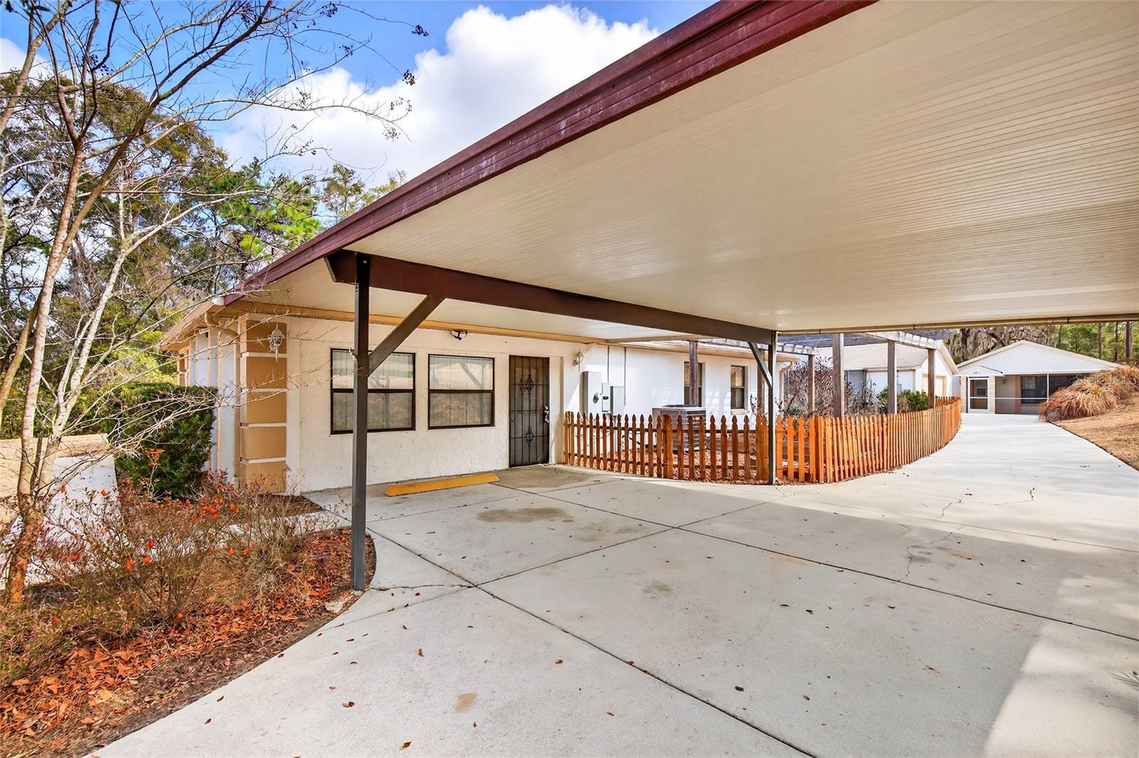 Image 4 of 72 For 4281 121st Terrace