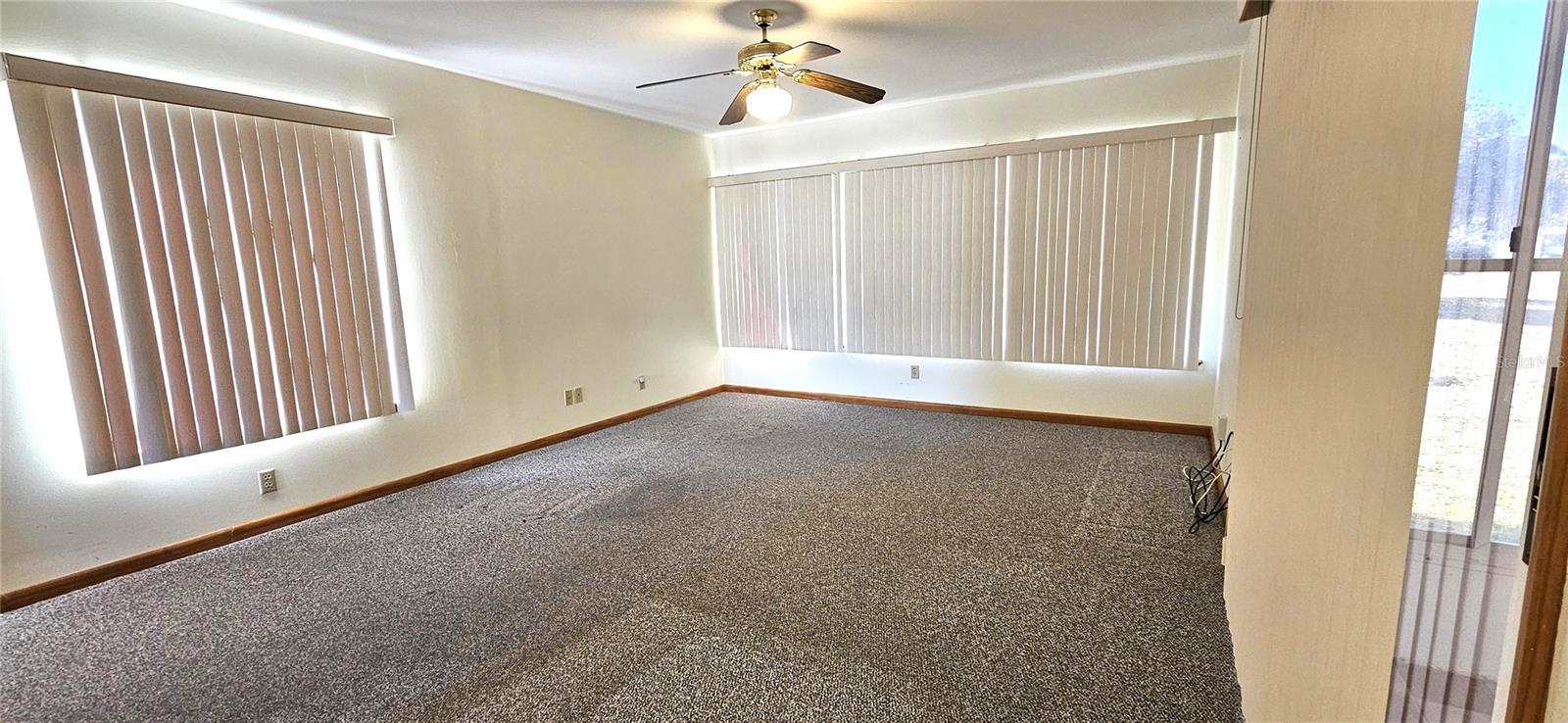 Image 11 of 34 For 10838 78th Court