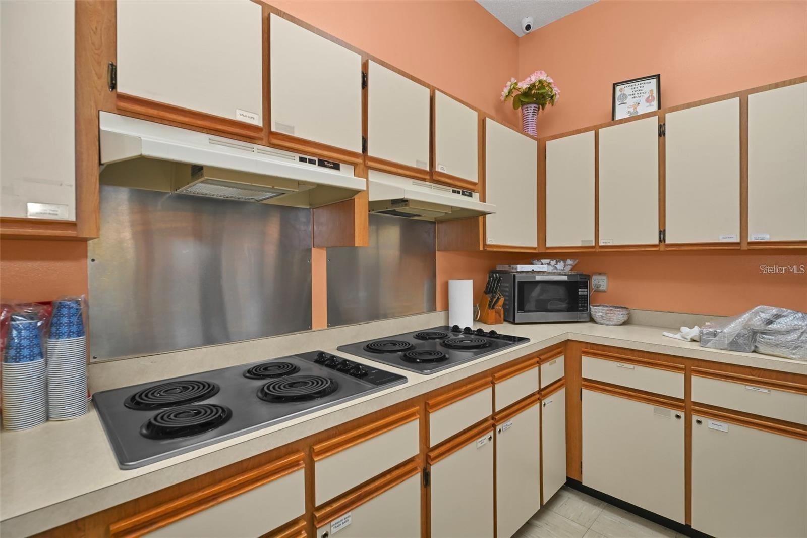 Image 28 of 34 For 10838 78th Court