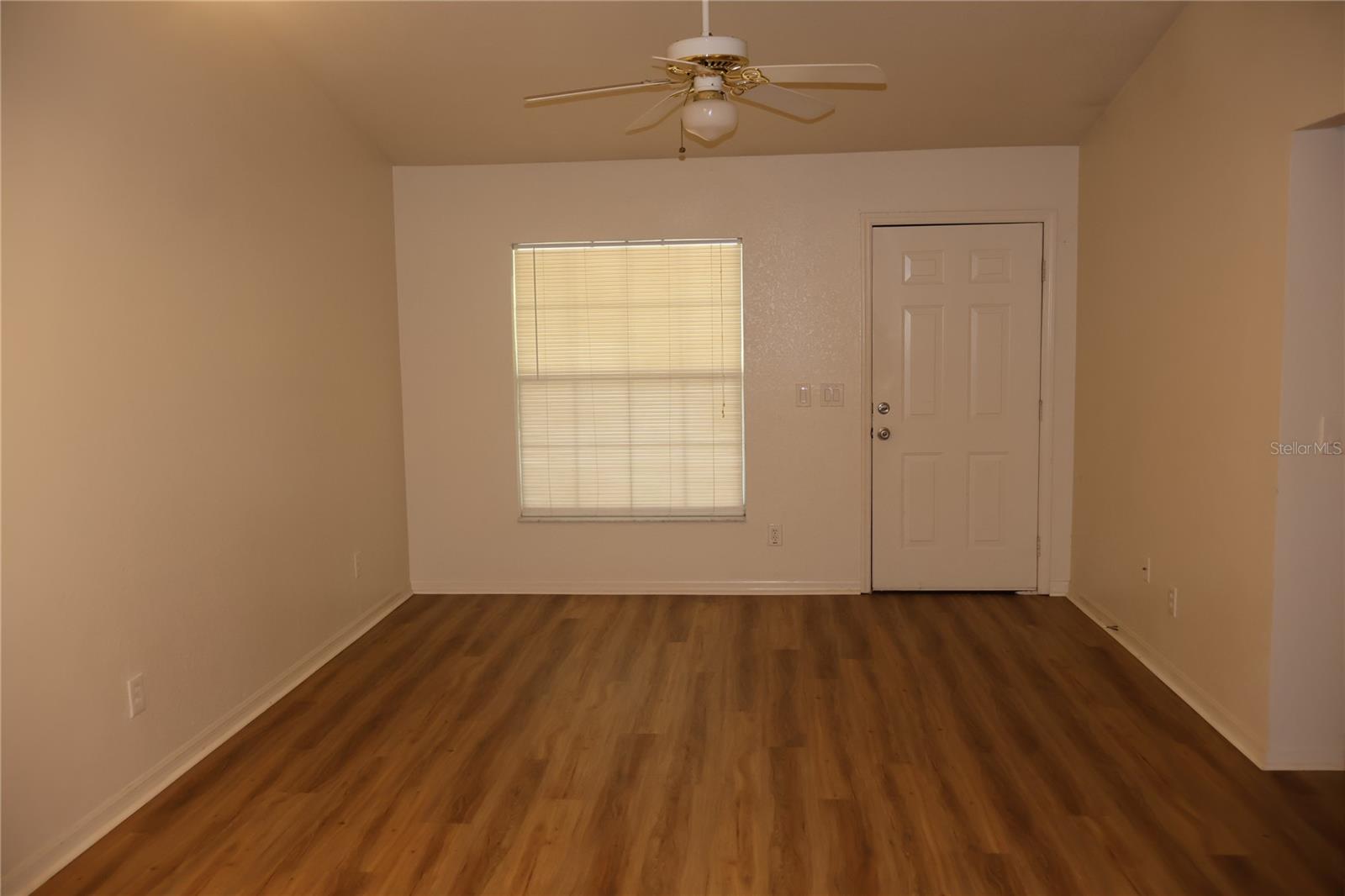 Image 5 of 15 For 1686 107th Lane 3