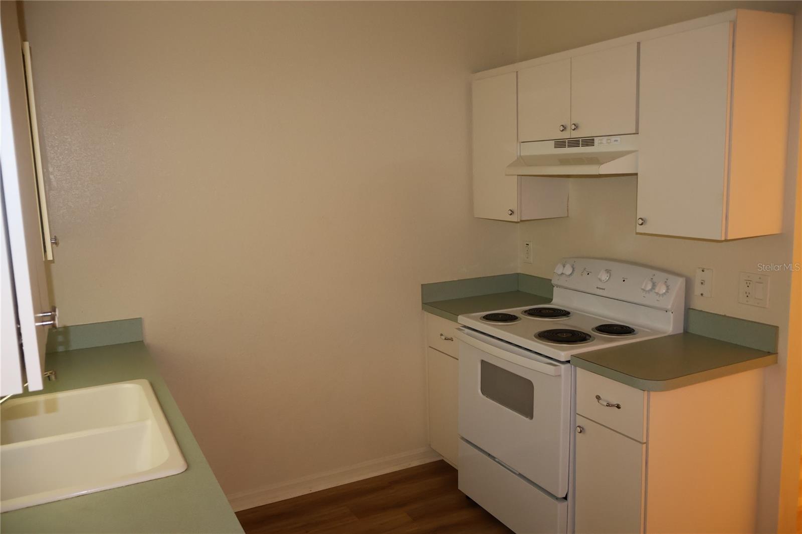 Image 7 of 15 For 1686 107th Lane 3