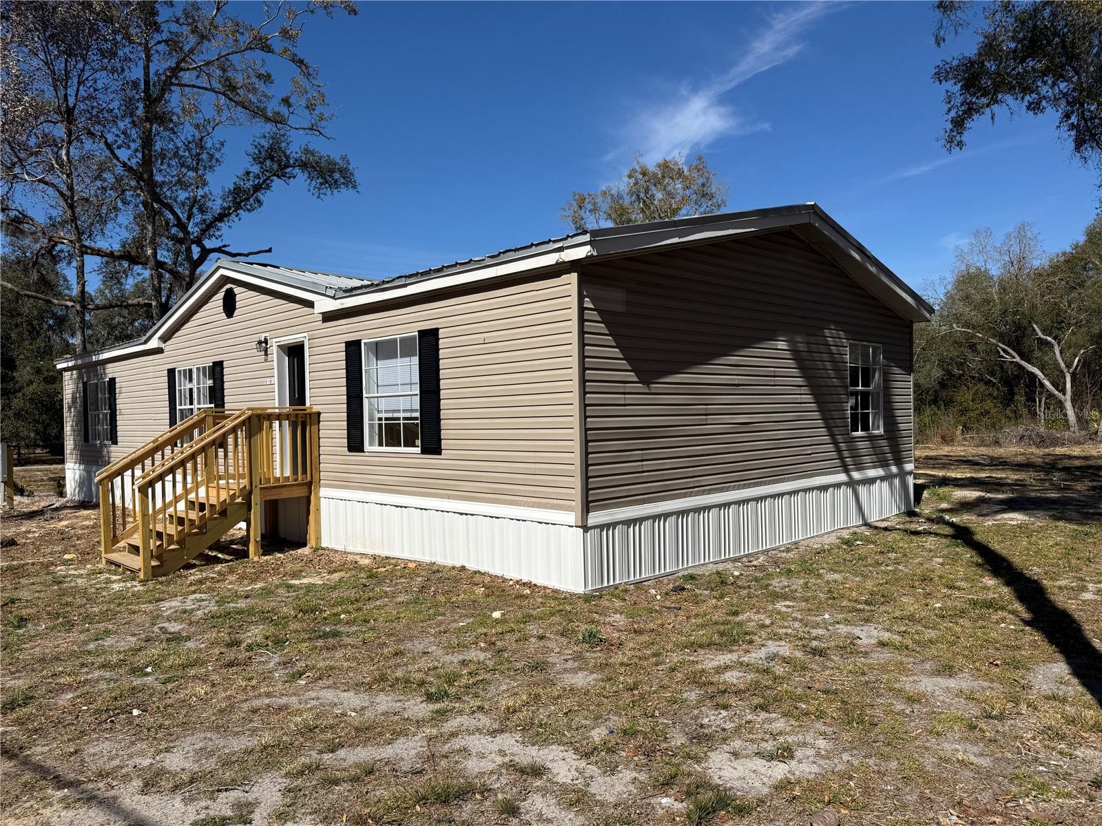 Image 4 of 18 For 11971 10th Place