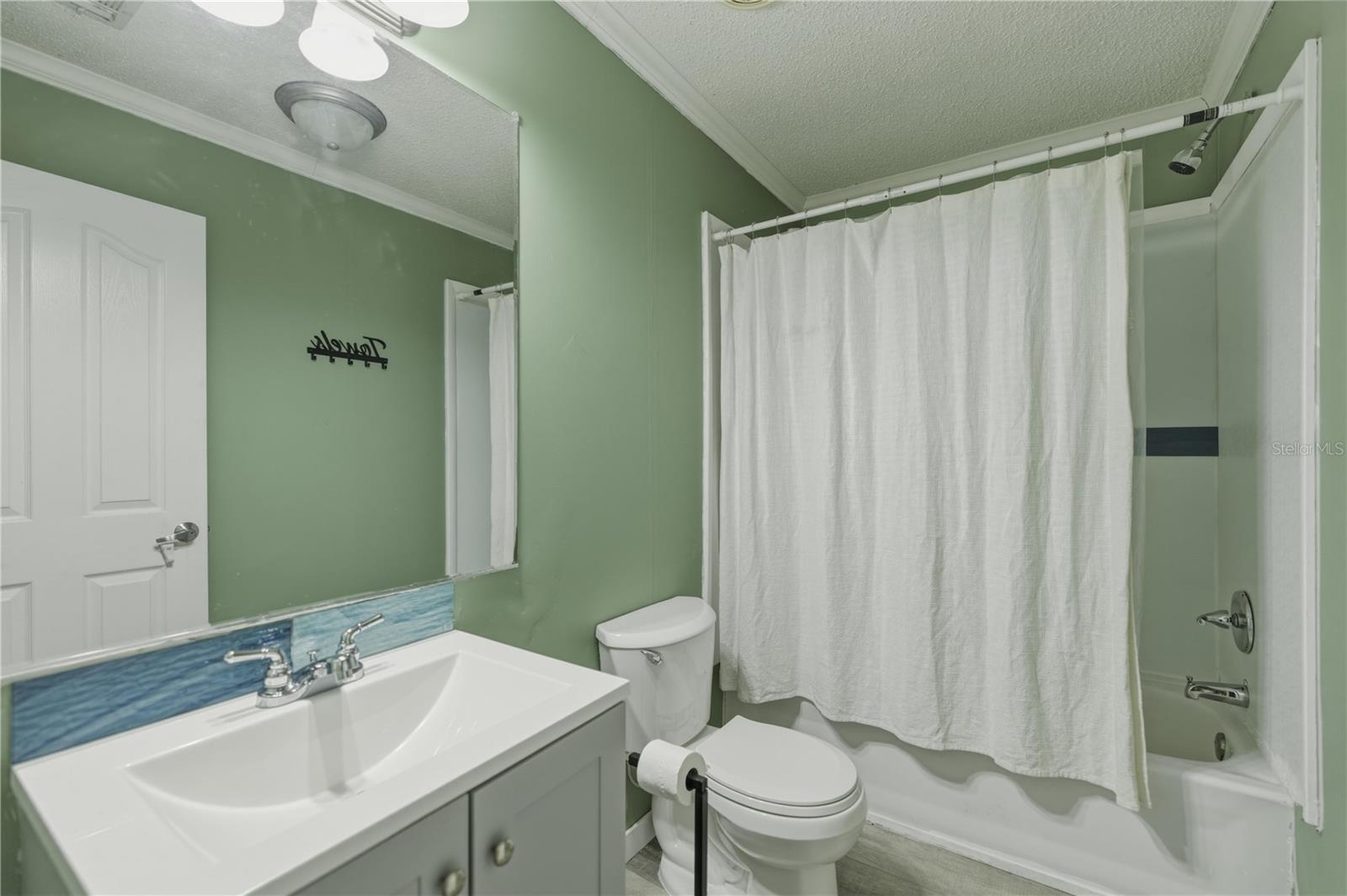 Image 16 of 19 For 12400 99th Terrace