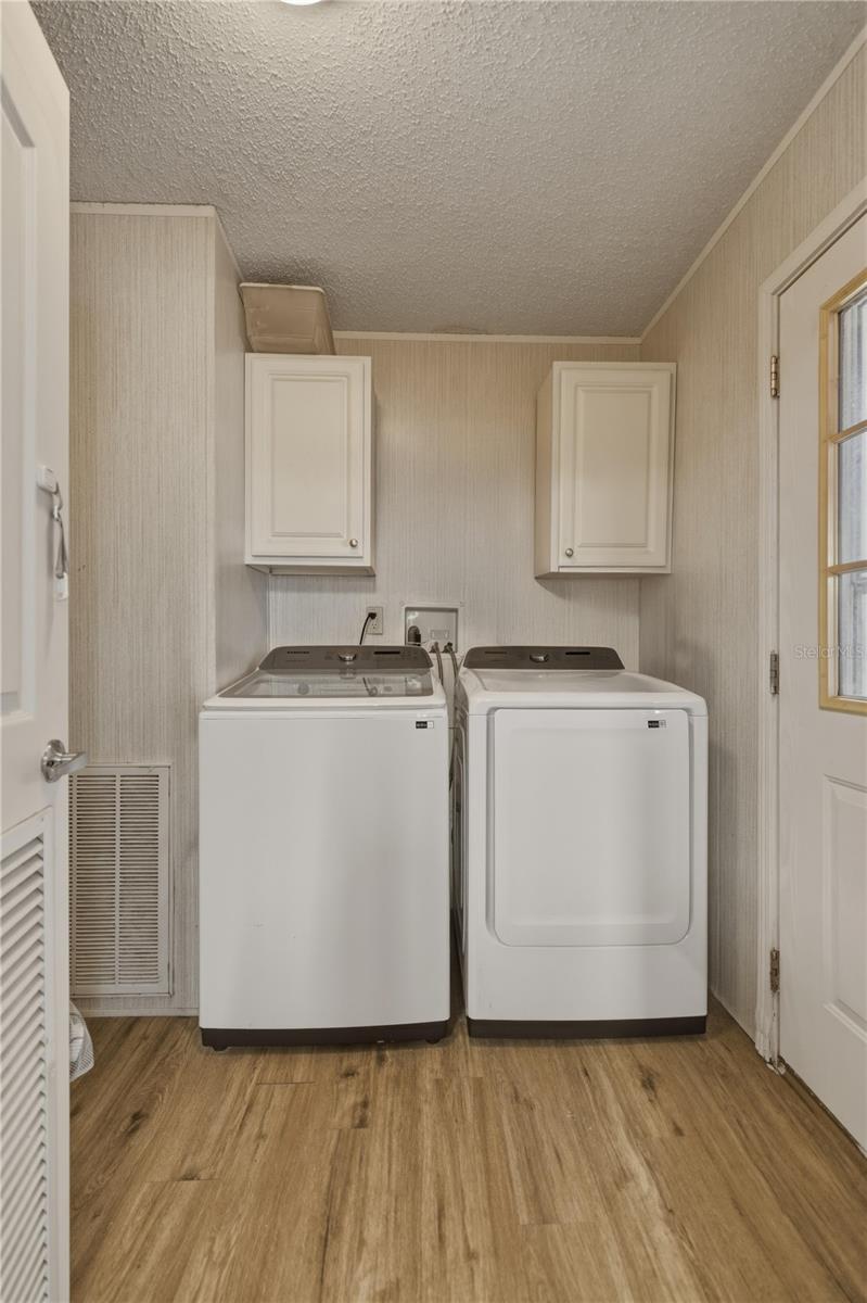 Image 17 of 19 For 12400 99th Terrace