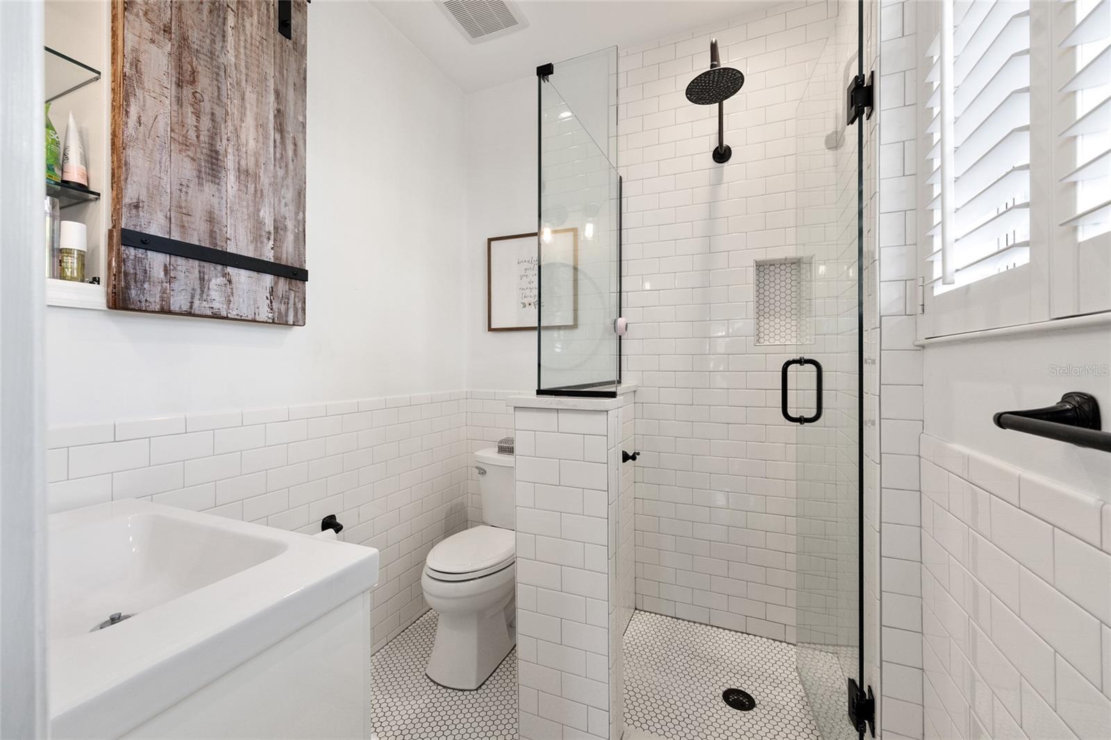 Image 24 of 71 For 1747 5th Street