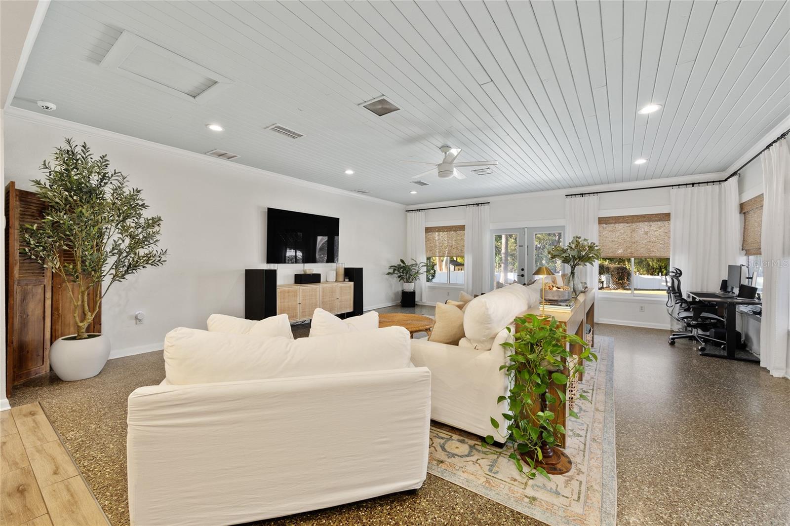 Image 43 of 71 For 1747 5th Street