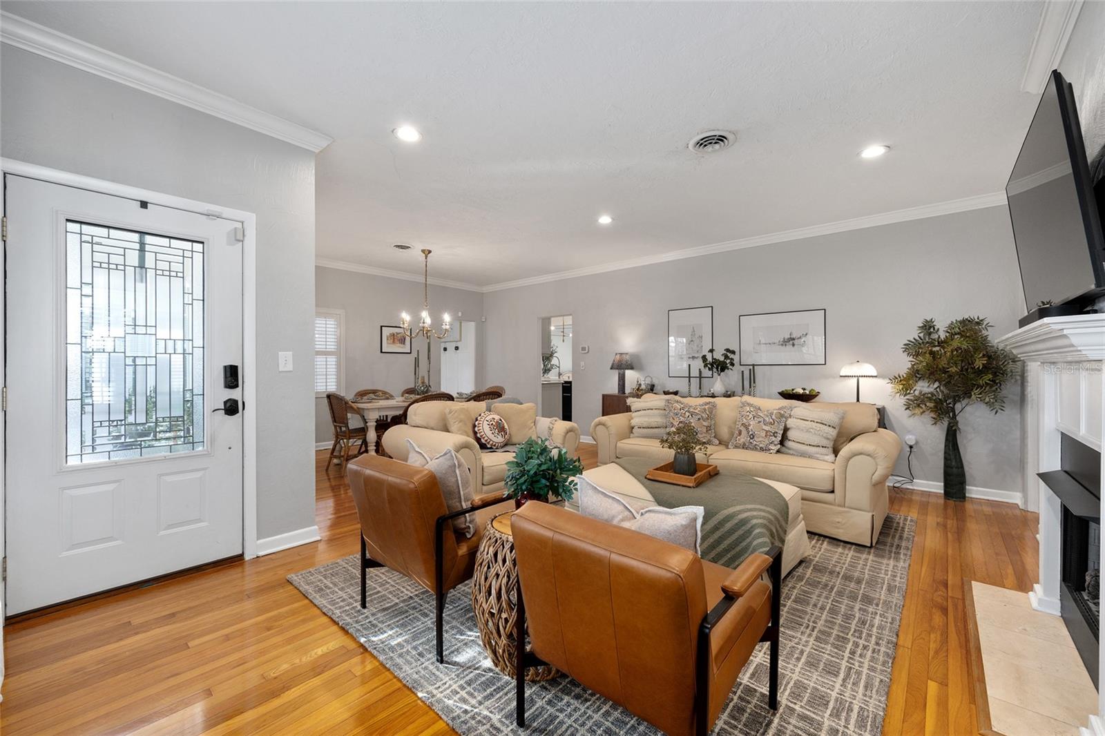 Image 7 of 71 For 1747 5th Street