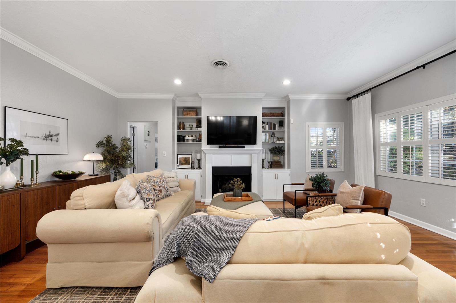 Image 9 of 71 For 1747 5th Street