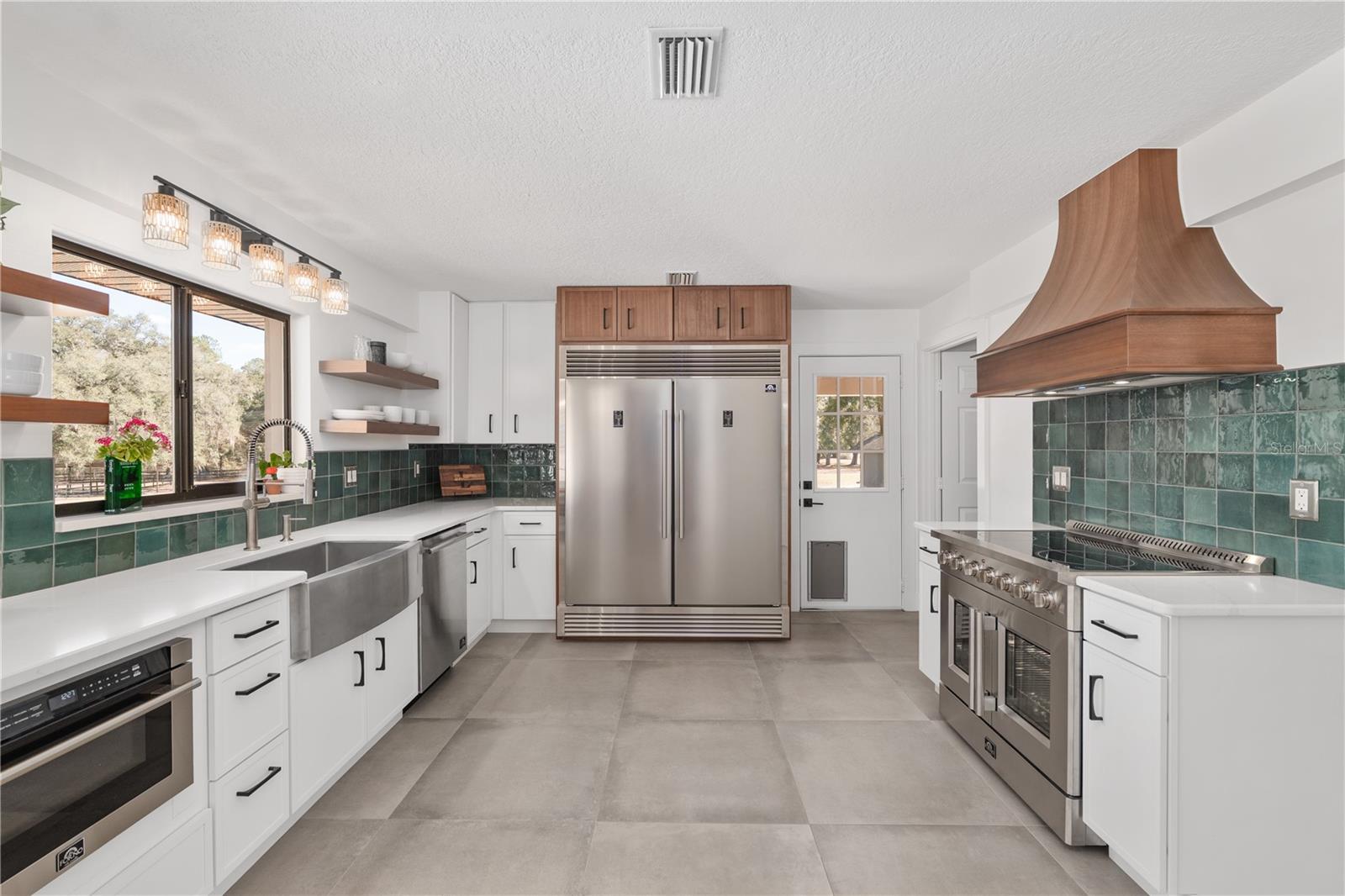 Image 18 of 88 For 12 Carry Back Road