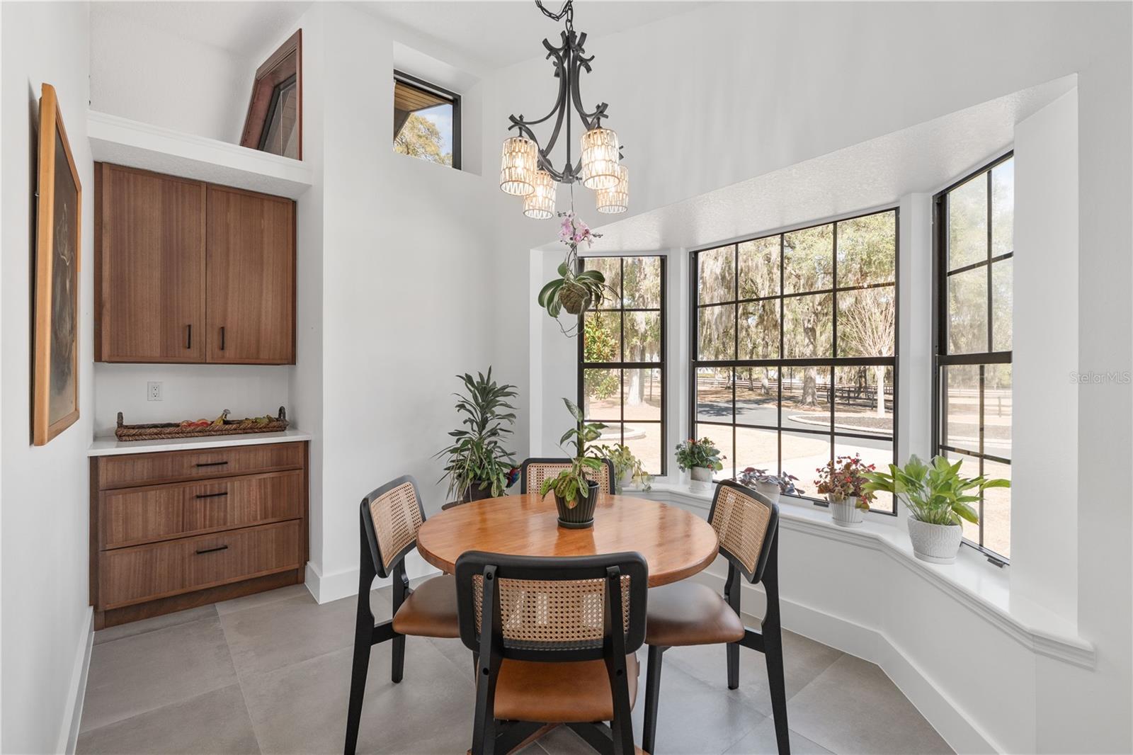 Image 21 of 88 For 12 Carry Back Road