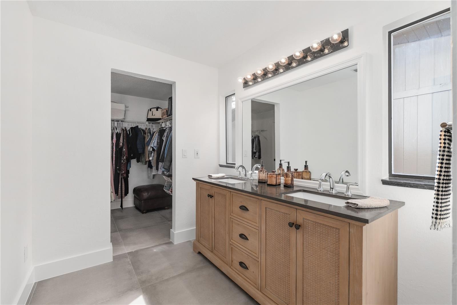 Image 32 of 88 For 12 Carry Back Road