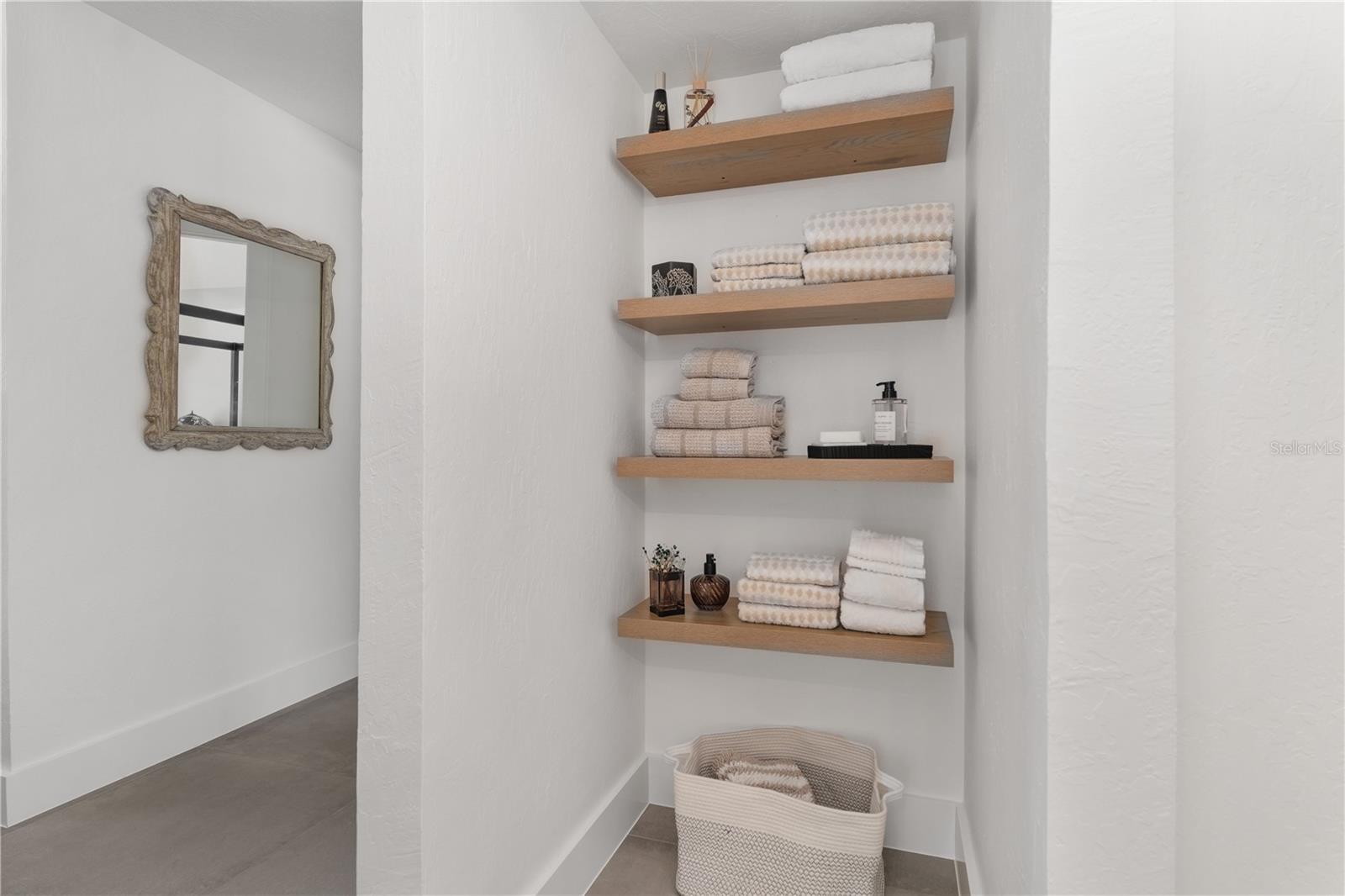 Image 33 of 88 For 12 Carry Back Road