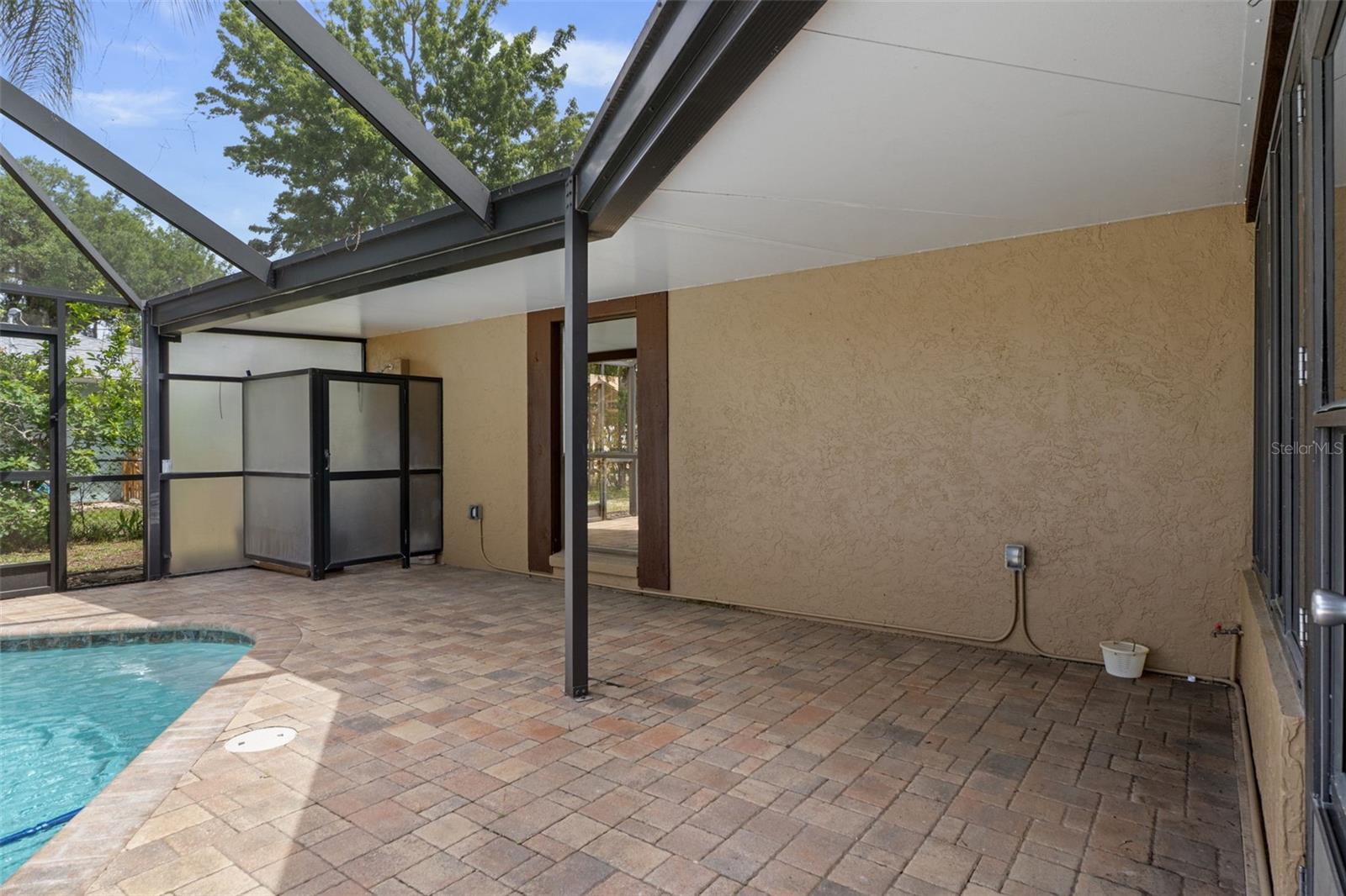 Image 32 of 48 For 239 Paradise Point Road