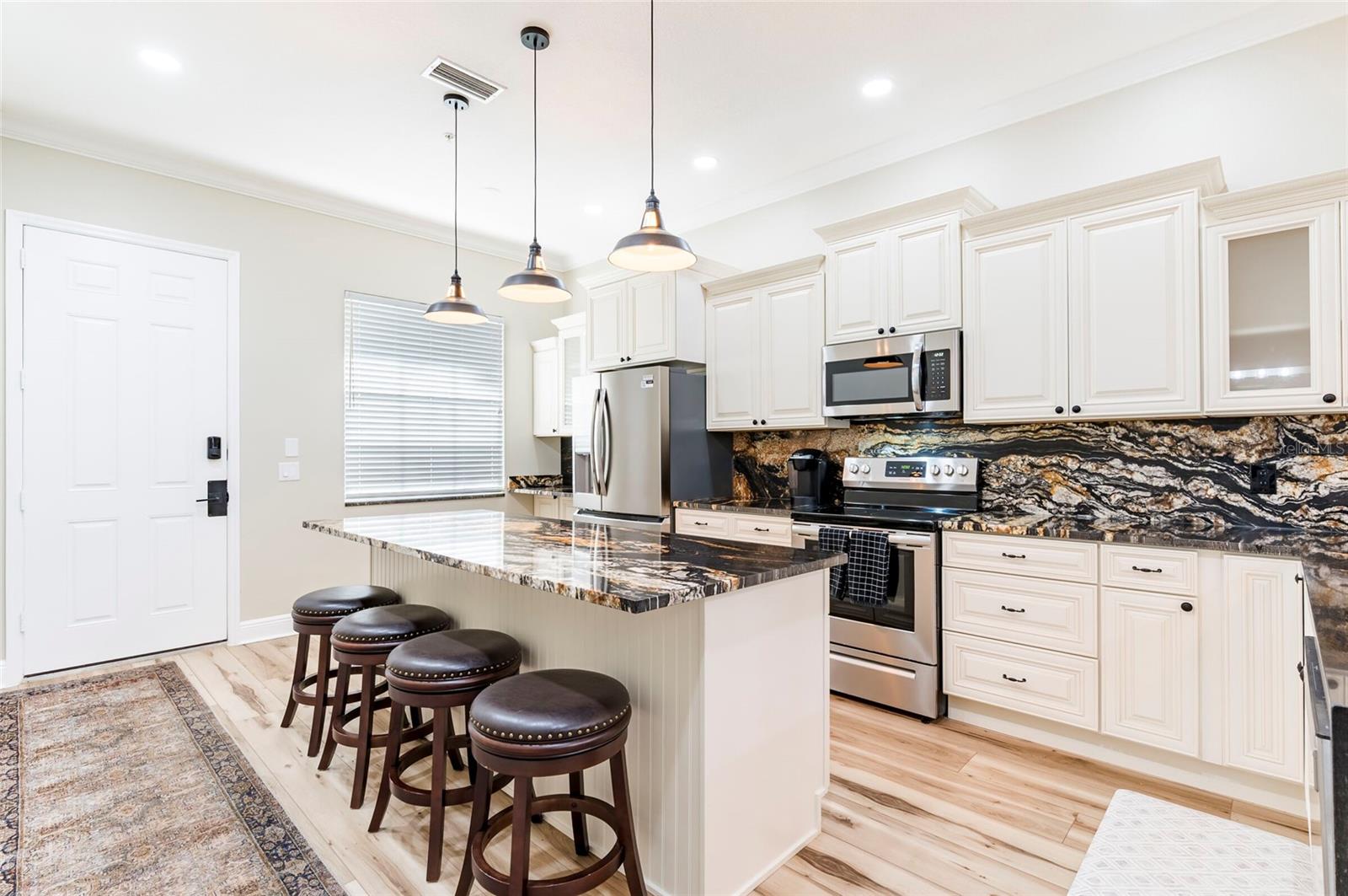 Listing photo id 1 for 6815 Dali Avenue F203