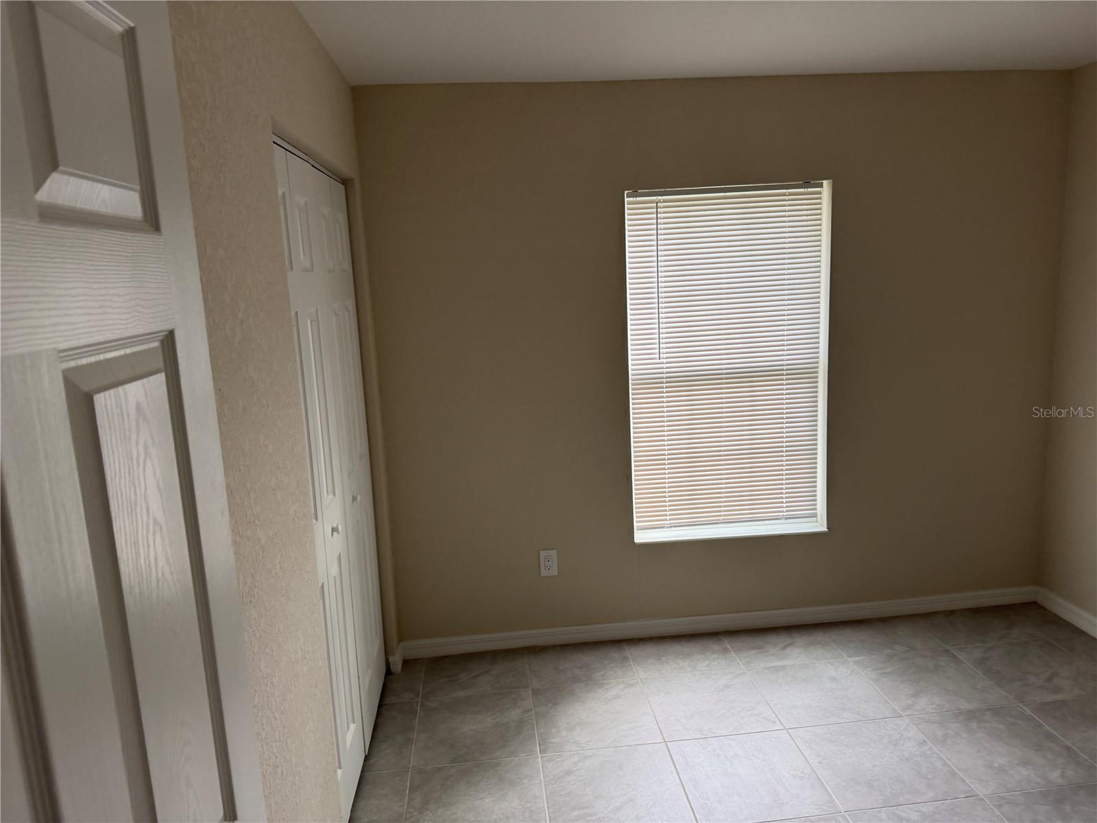 Image 7 of 14 For 5562 206th Avenue