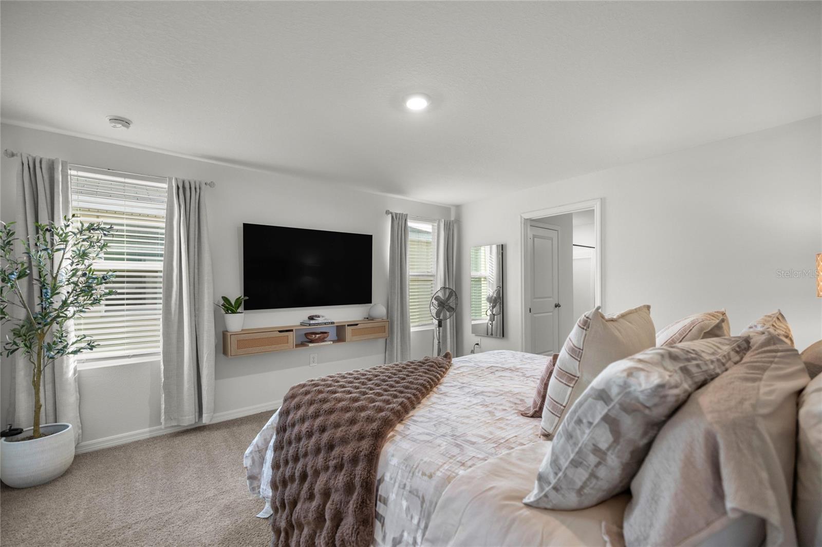 Image 22 of 43 For 8740 45th Court