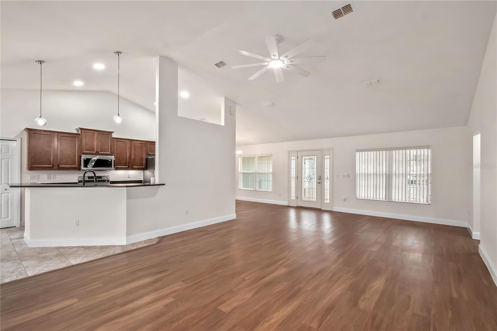 Image 14 of 58 For 8511 158th Place