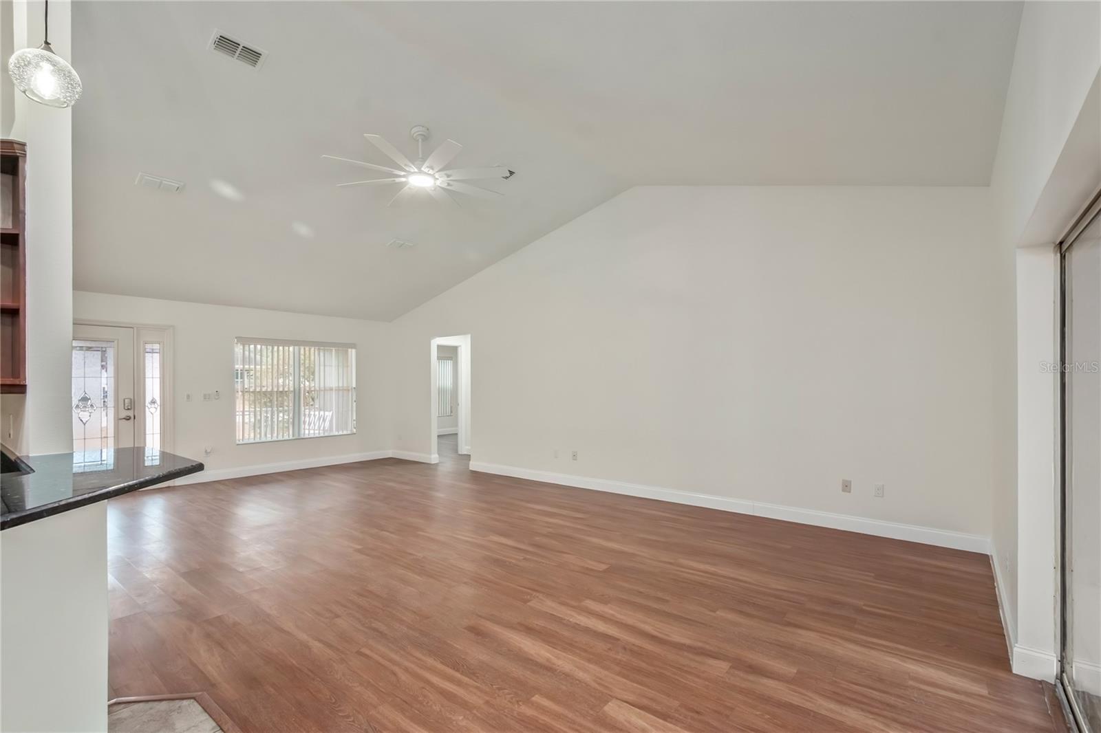 Image 8 of 58 For 8511 158th Place