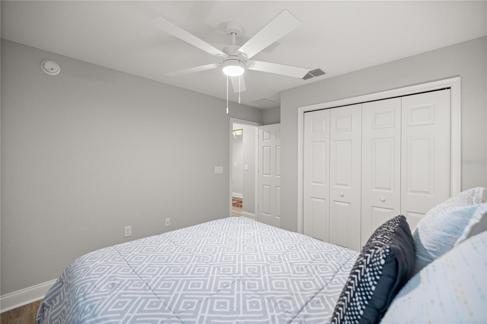 Image 19 of 31 For 7564 107th Lane