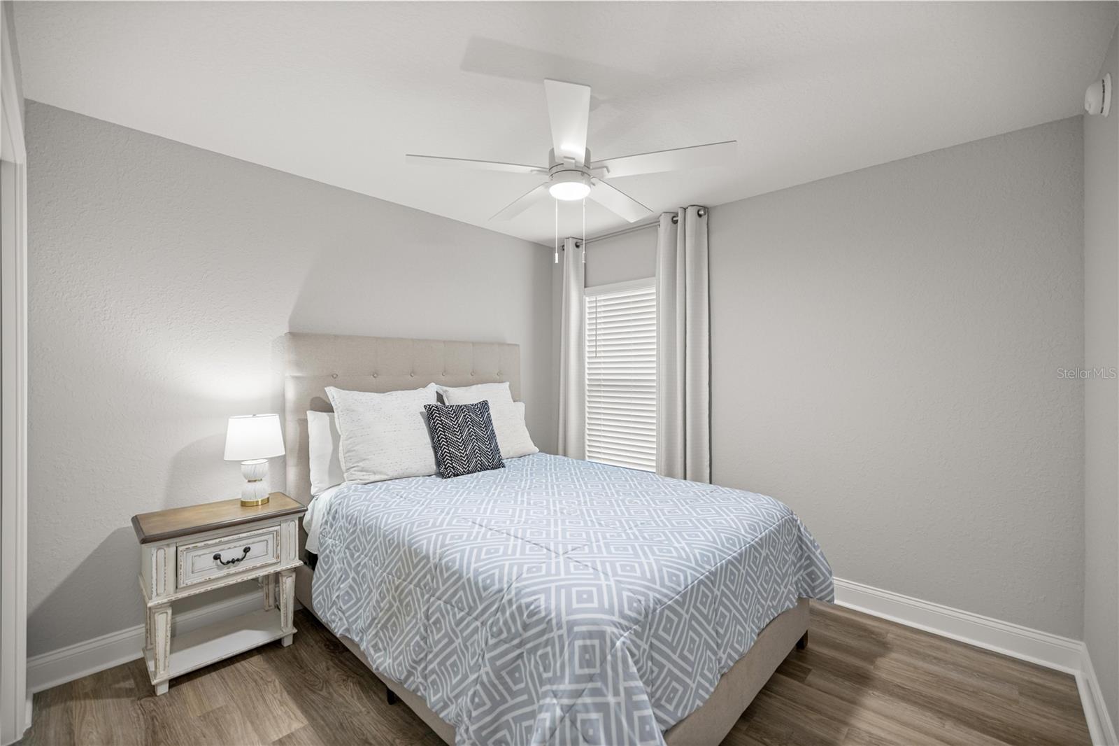 Image 20 of 31 For 7564 107th Lane